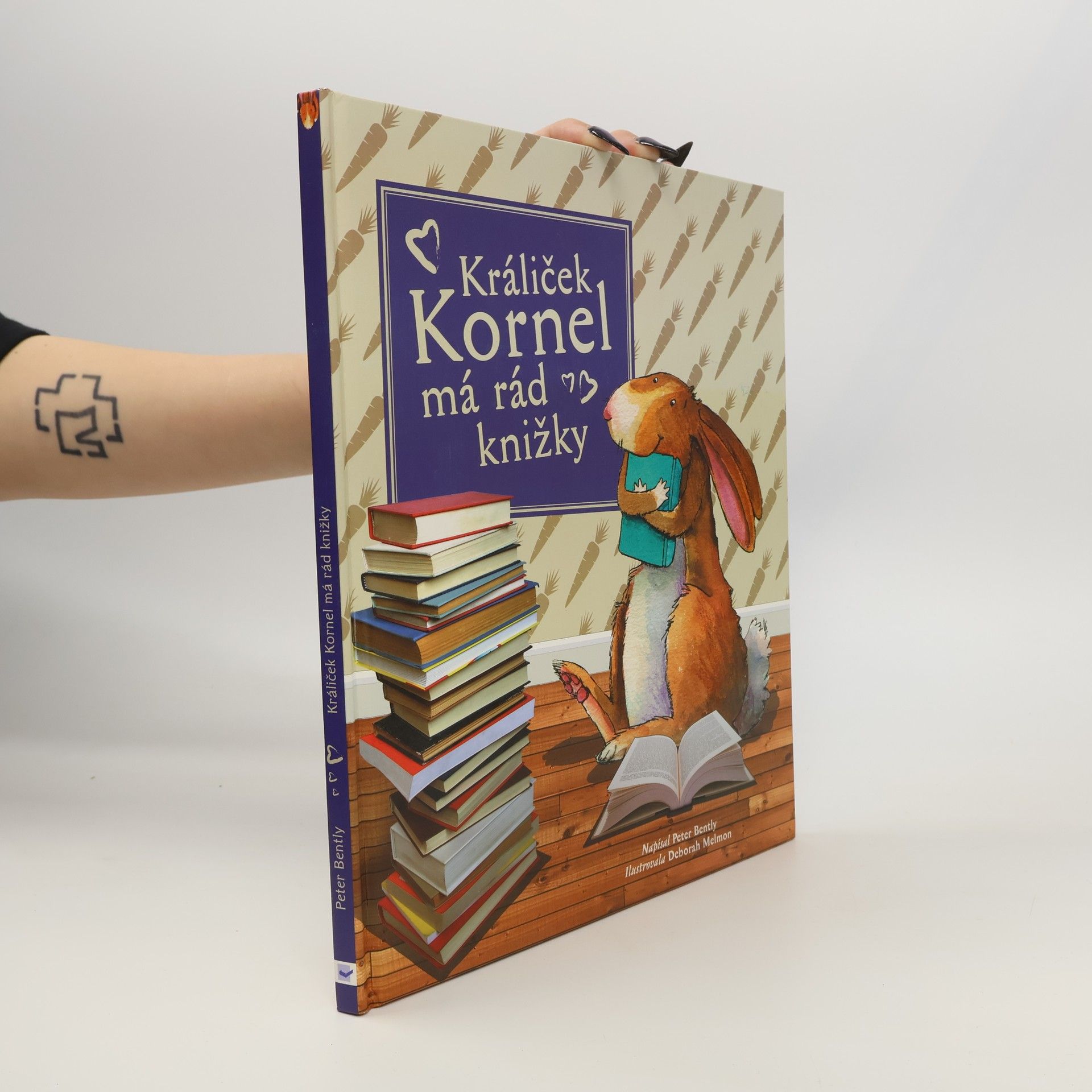 Králiček Kornel má rád knižky