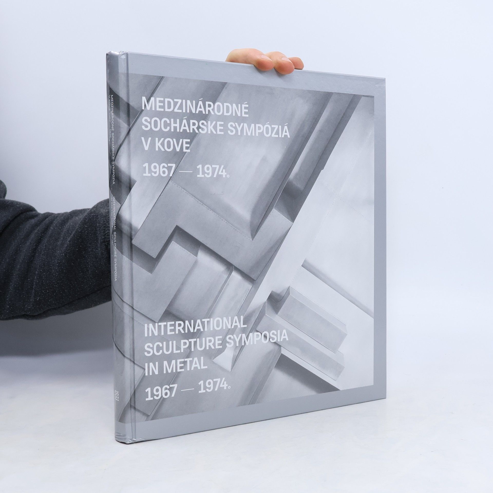 Auteurscollectief Medzinárodné sochárske sympóziá v kove. International Sculpture Symposia in Metal 1967-1974