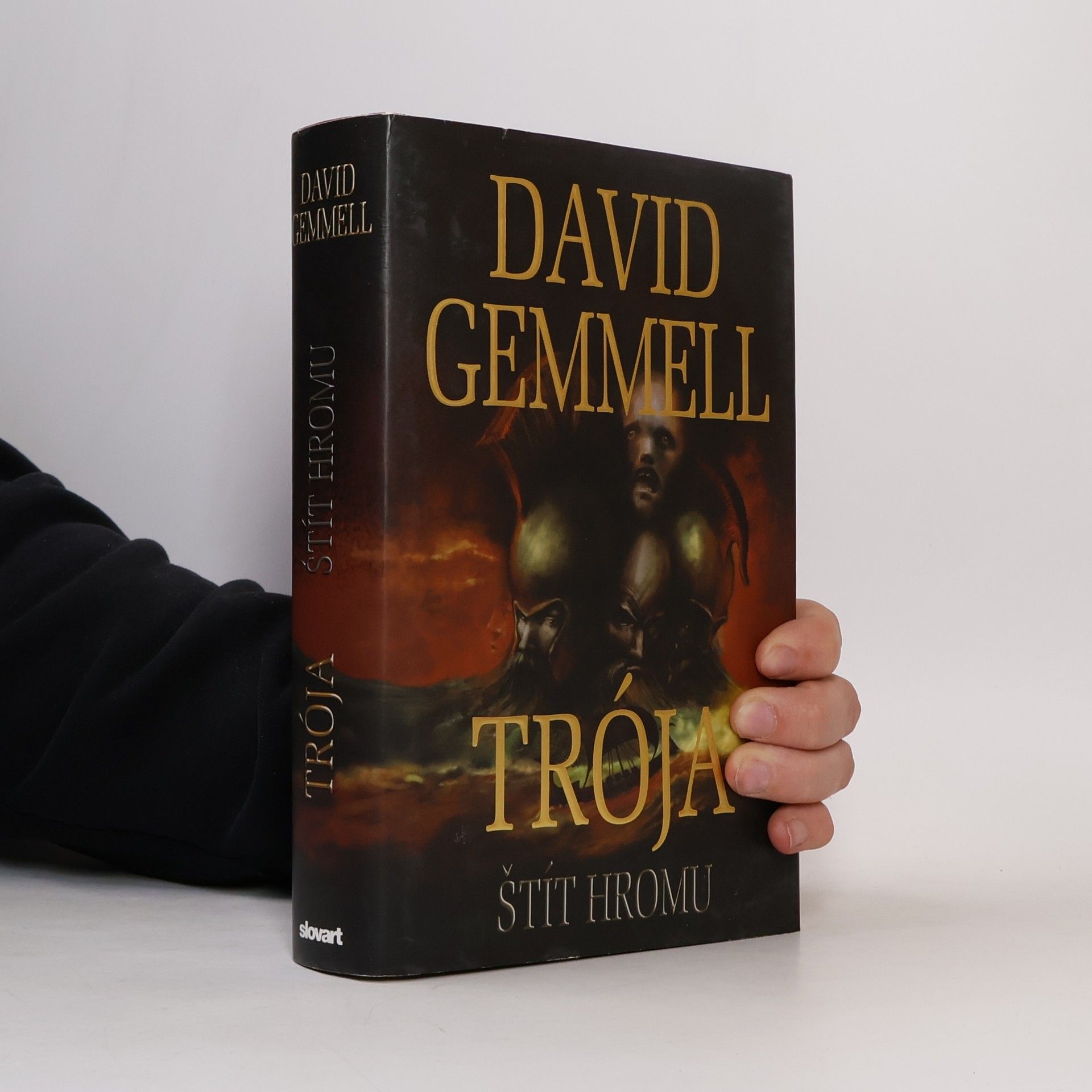David Gemmell Štít hromu
