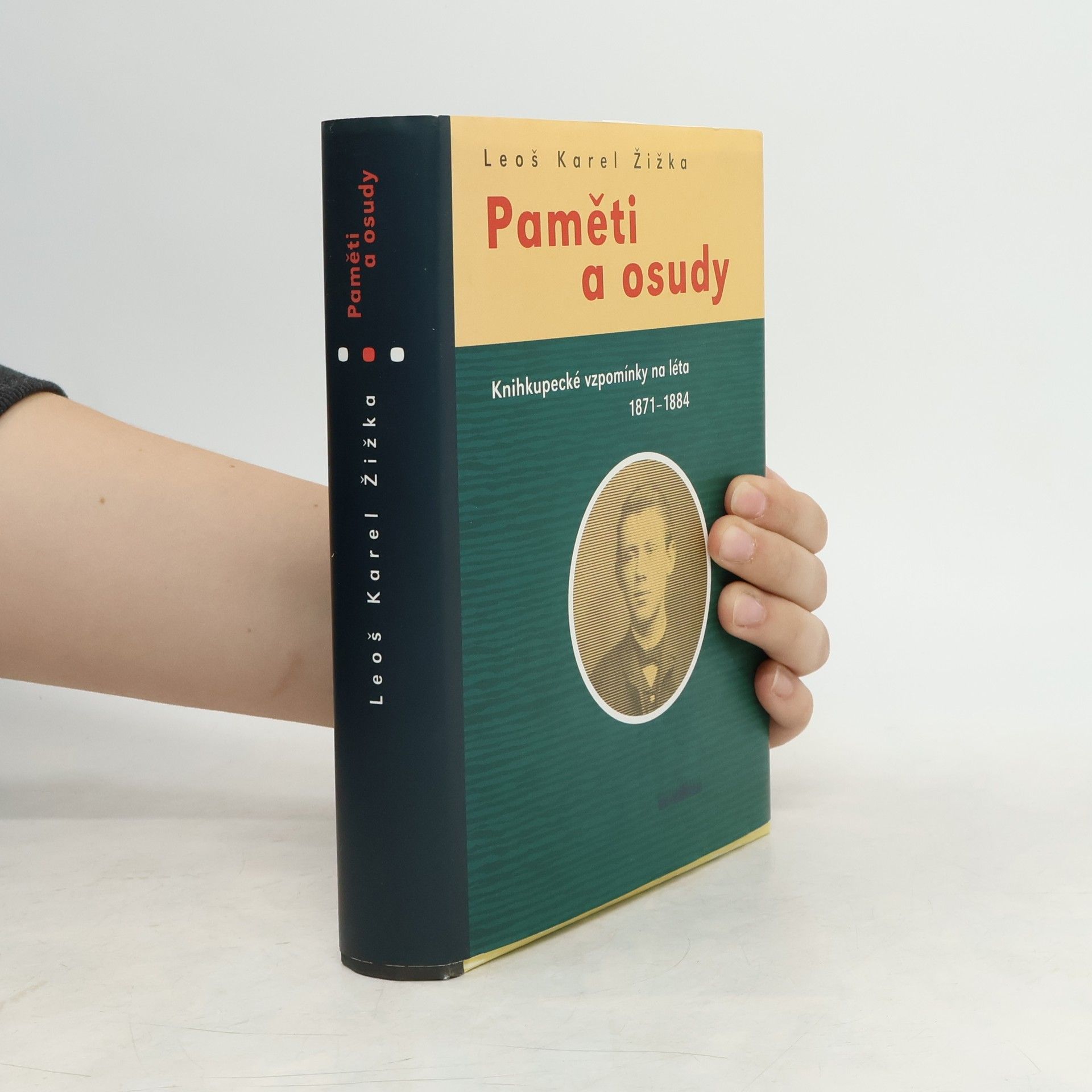 Paměti a osudy