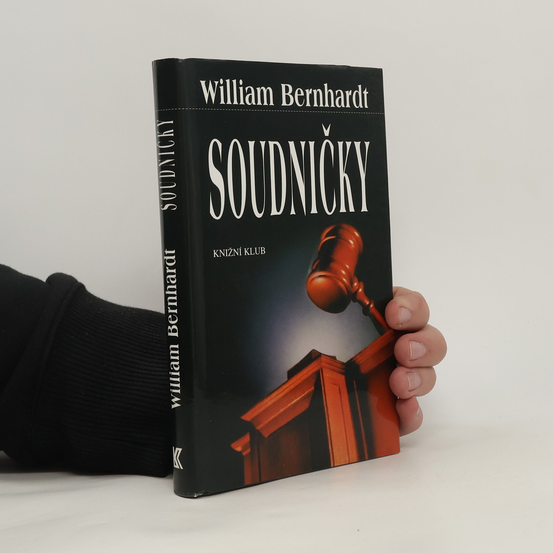 Bernhardt William Soudničky: Jedenáct příběhů ze soudní síně
