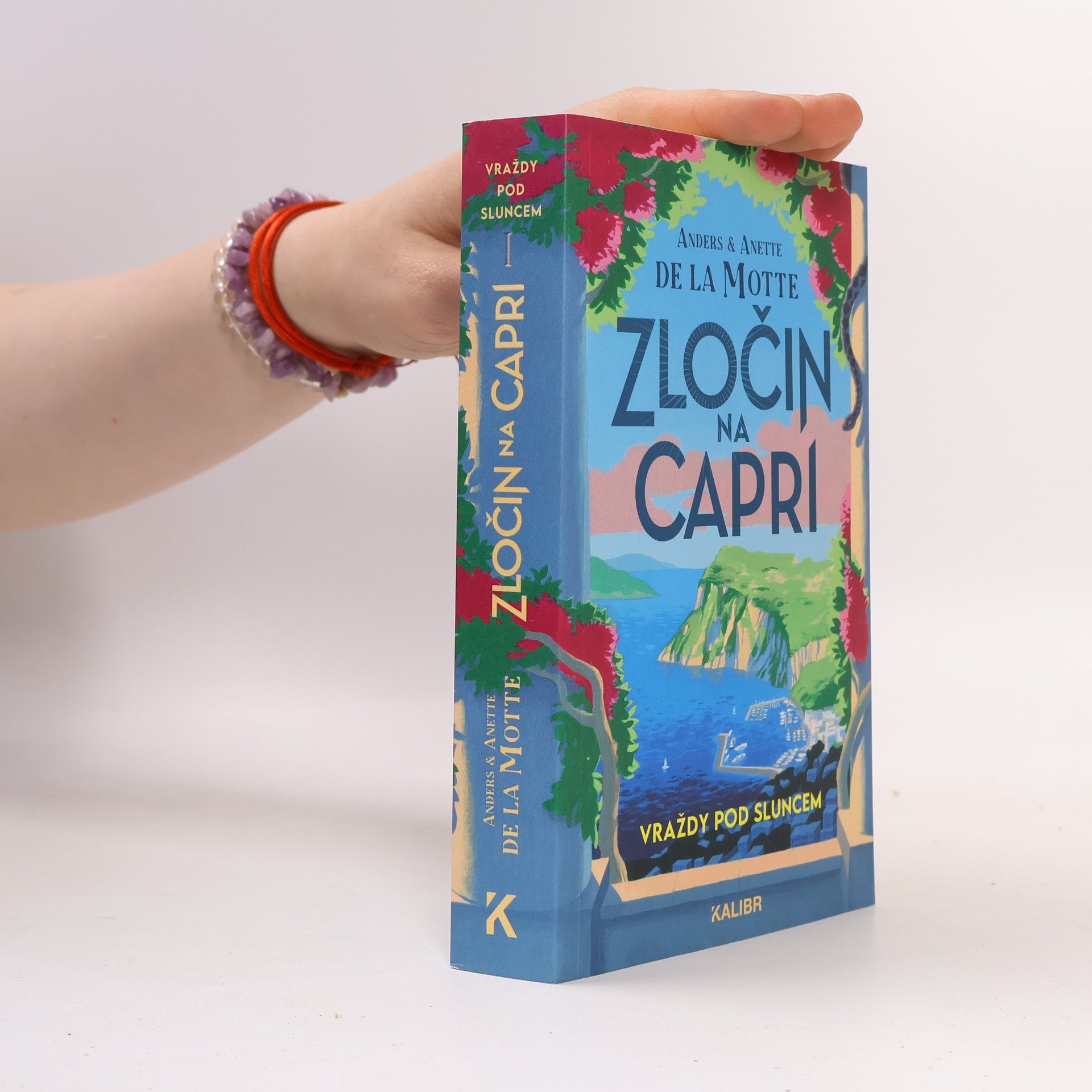 Anette De la Motte Vraždy pod sluncem 1: Zločin na Capri