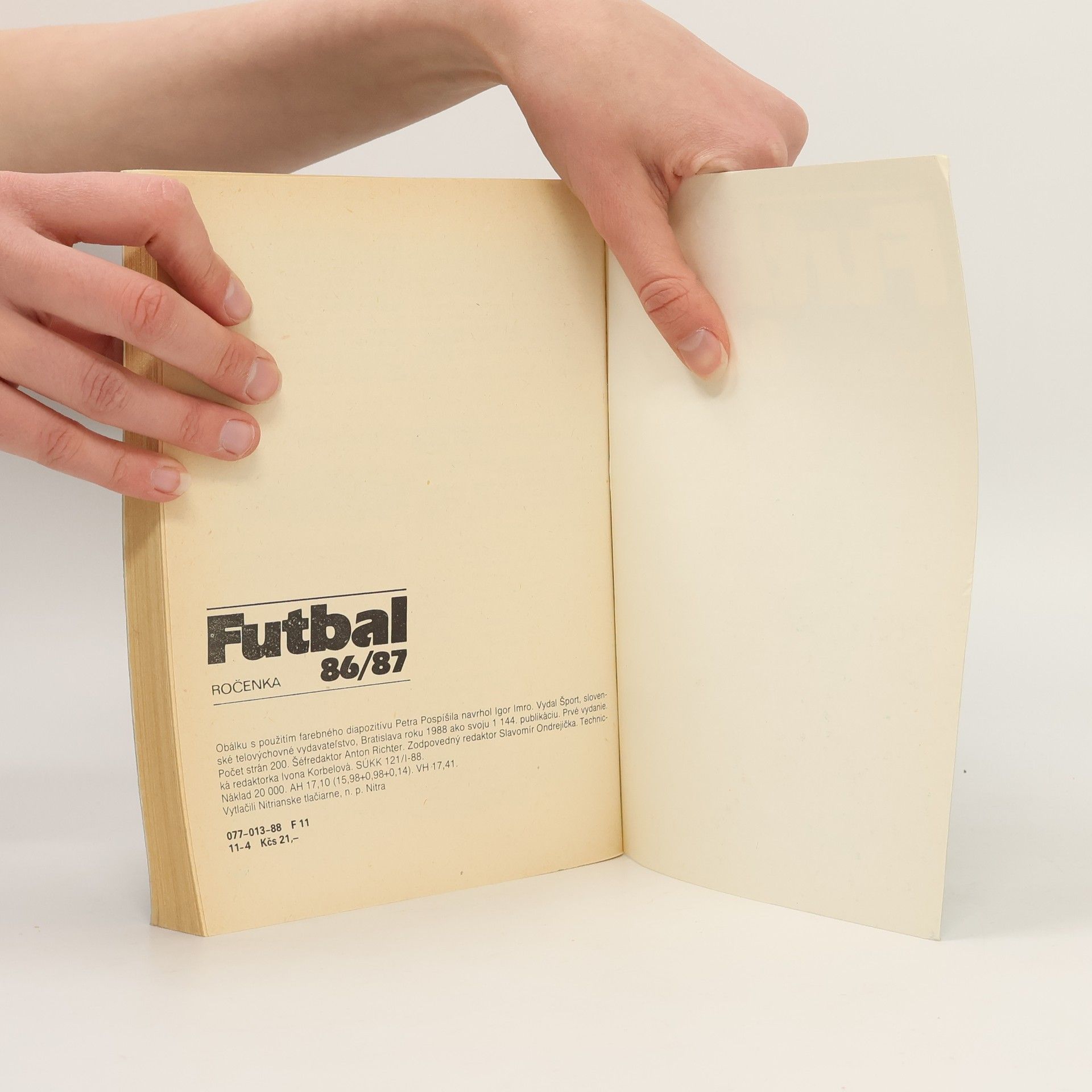 Kolektiv autorů Futbal 86/87