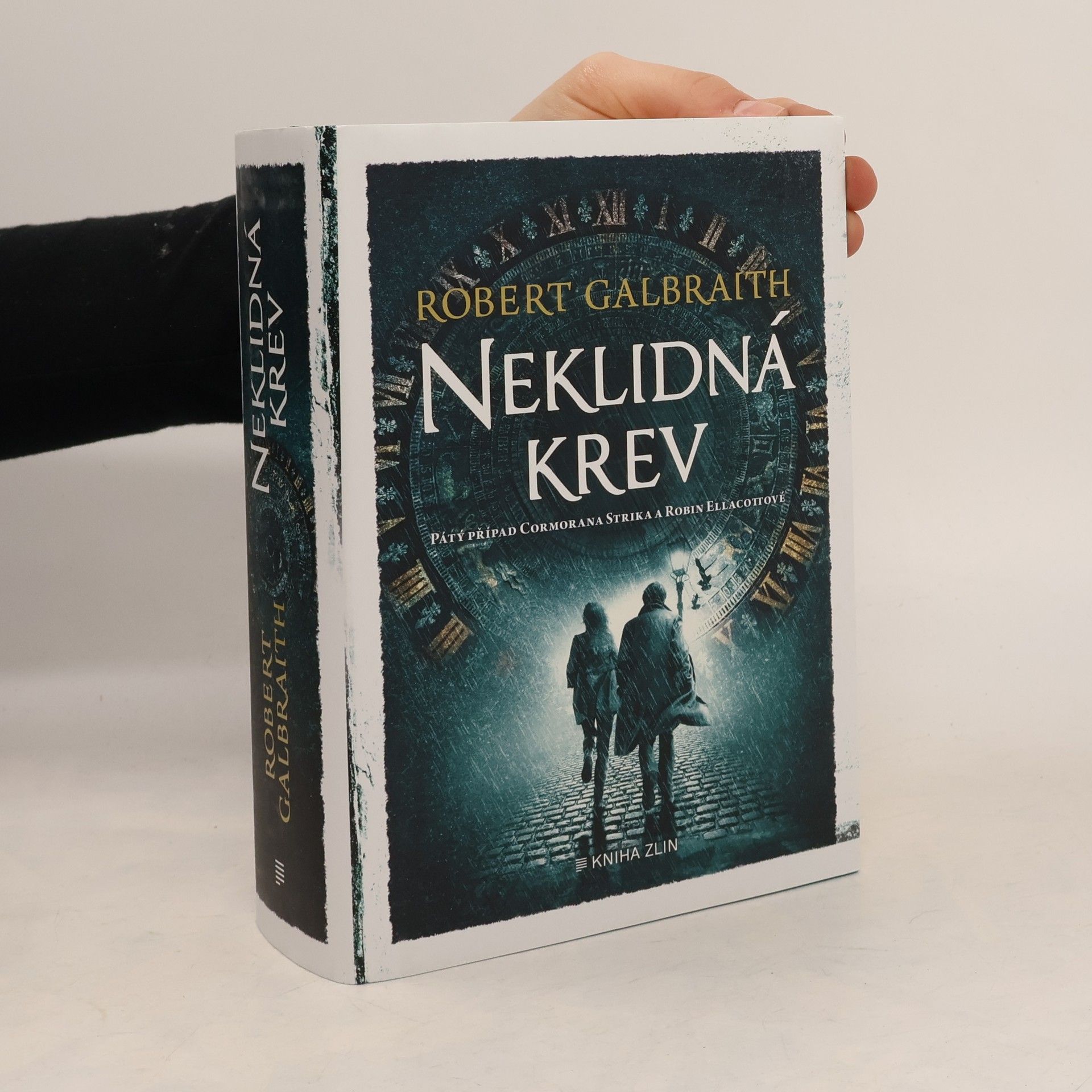 Joanne K. Rowlingová Neklidná krev