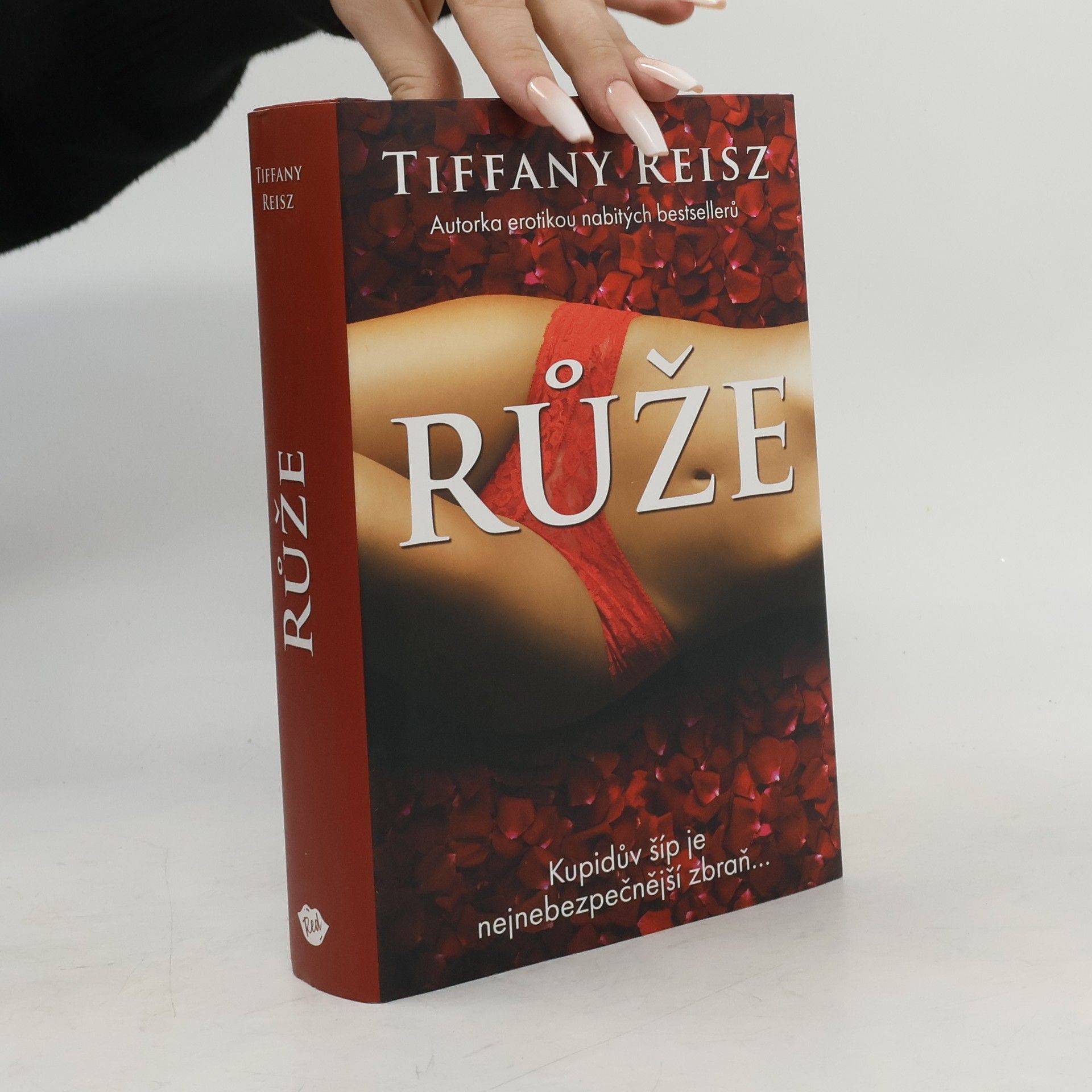 Tiffany Reisz Růže