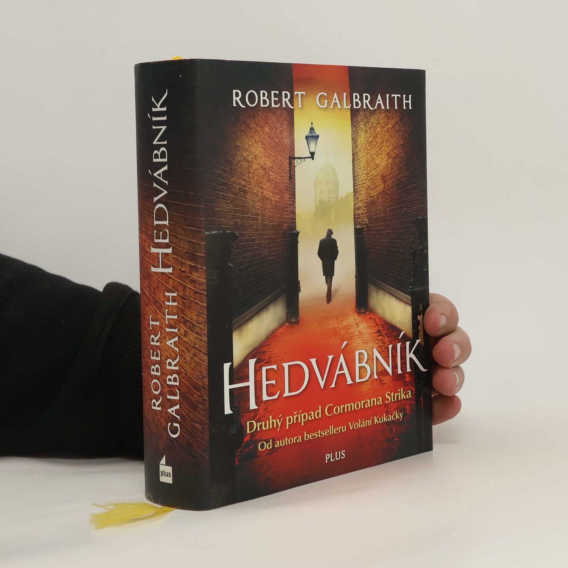 Joanne K. Rowlingová Hedvábník