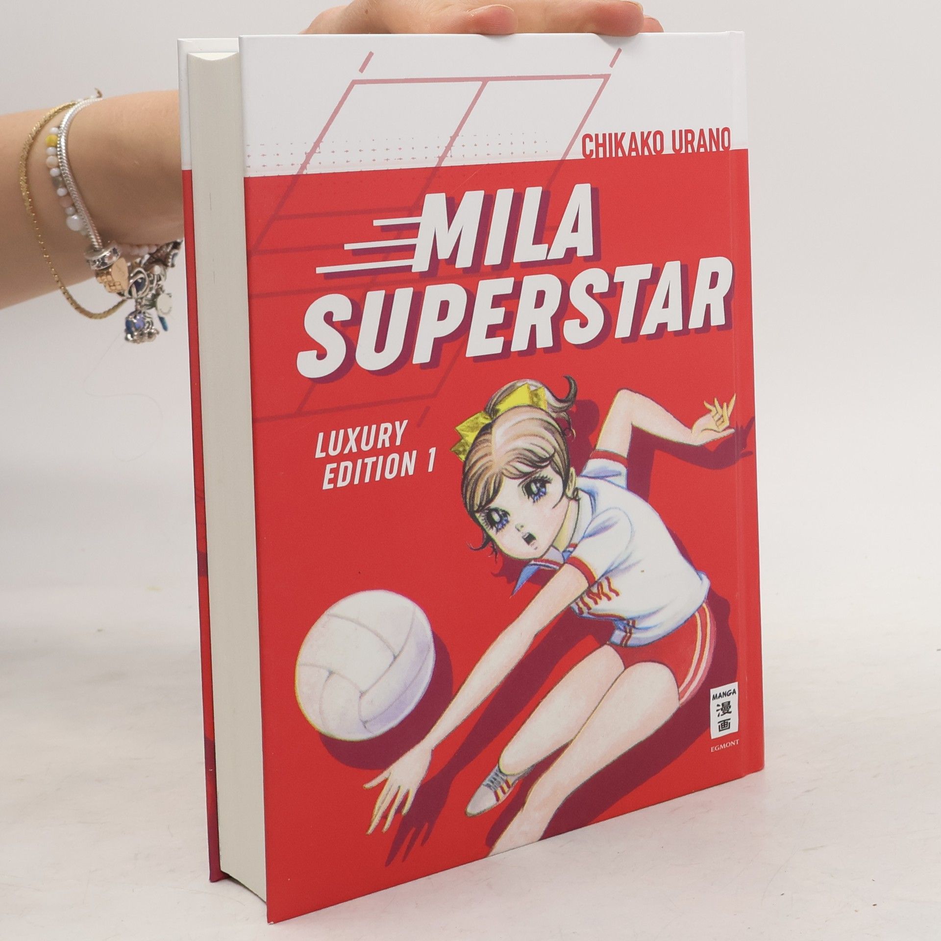 Chikako Urano Mila Superstar 01