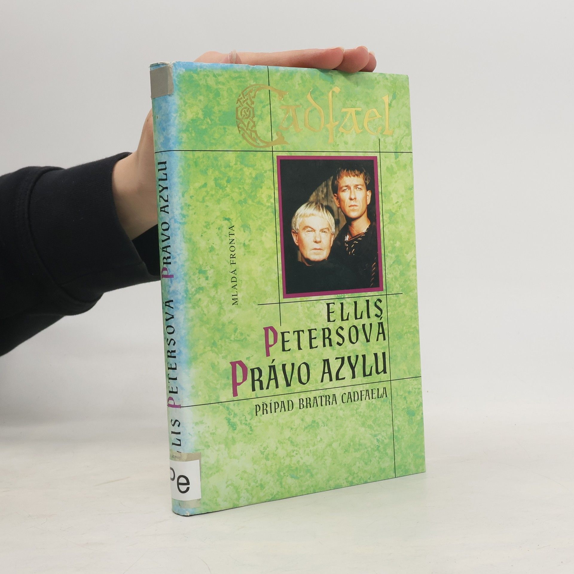 Edith Pargeter Právo azylu. Případ bratra Cadfaela