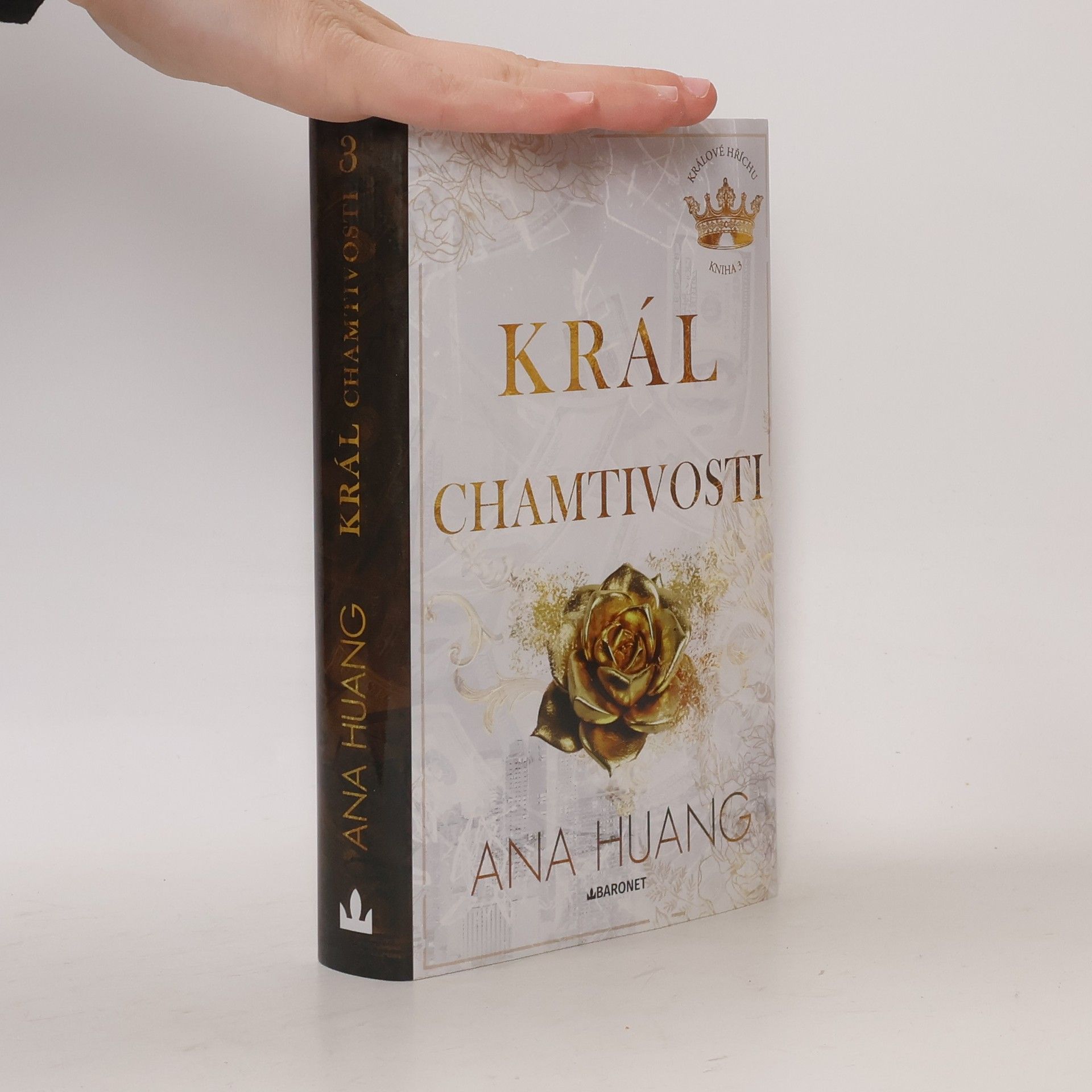 Ana Huang Král chamtivosti