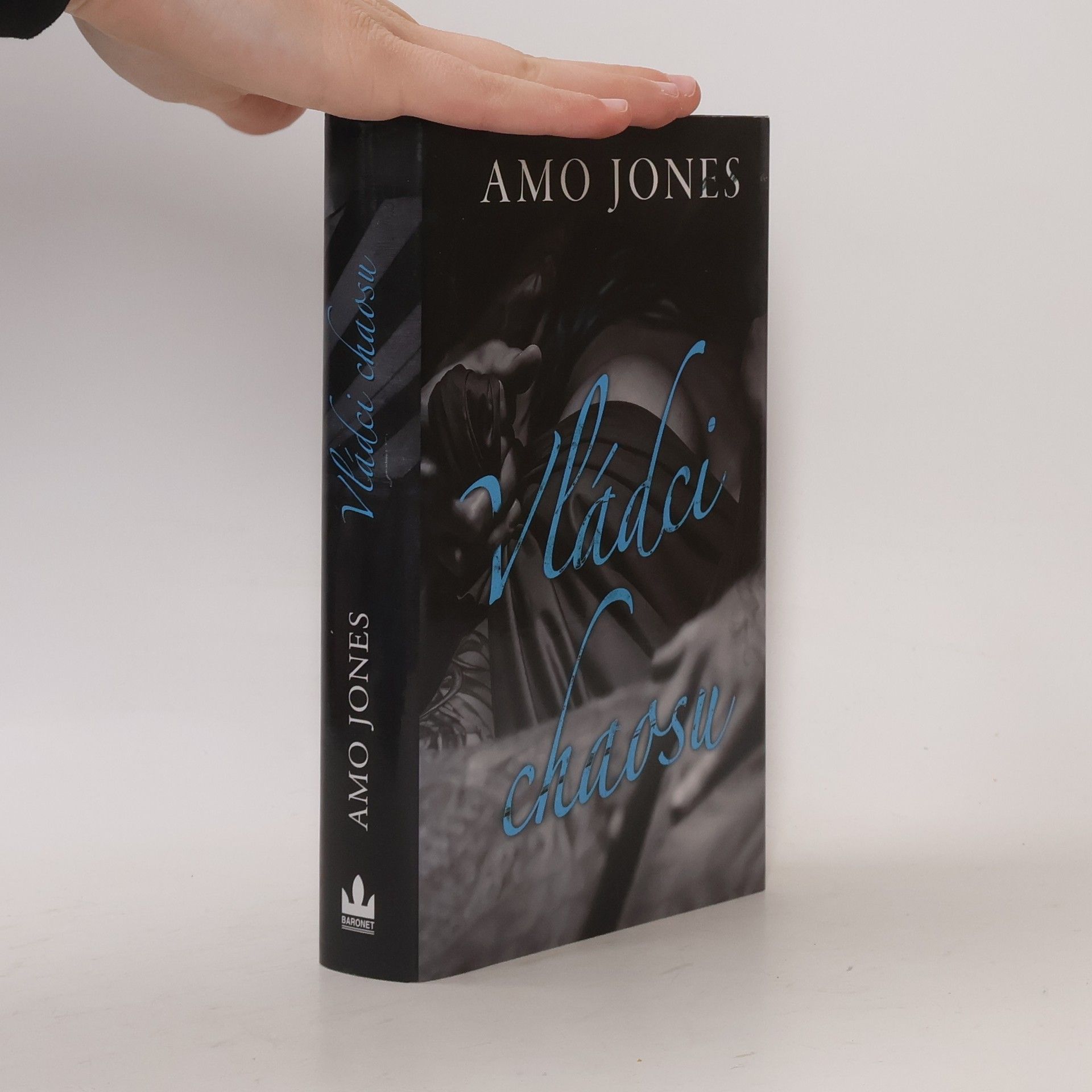 Amo Jones Vládci chaosu