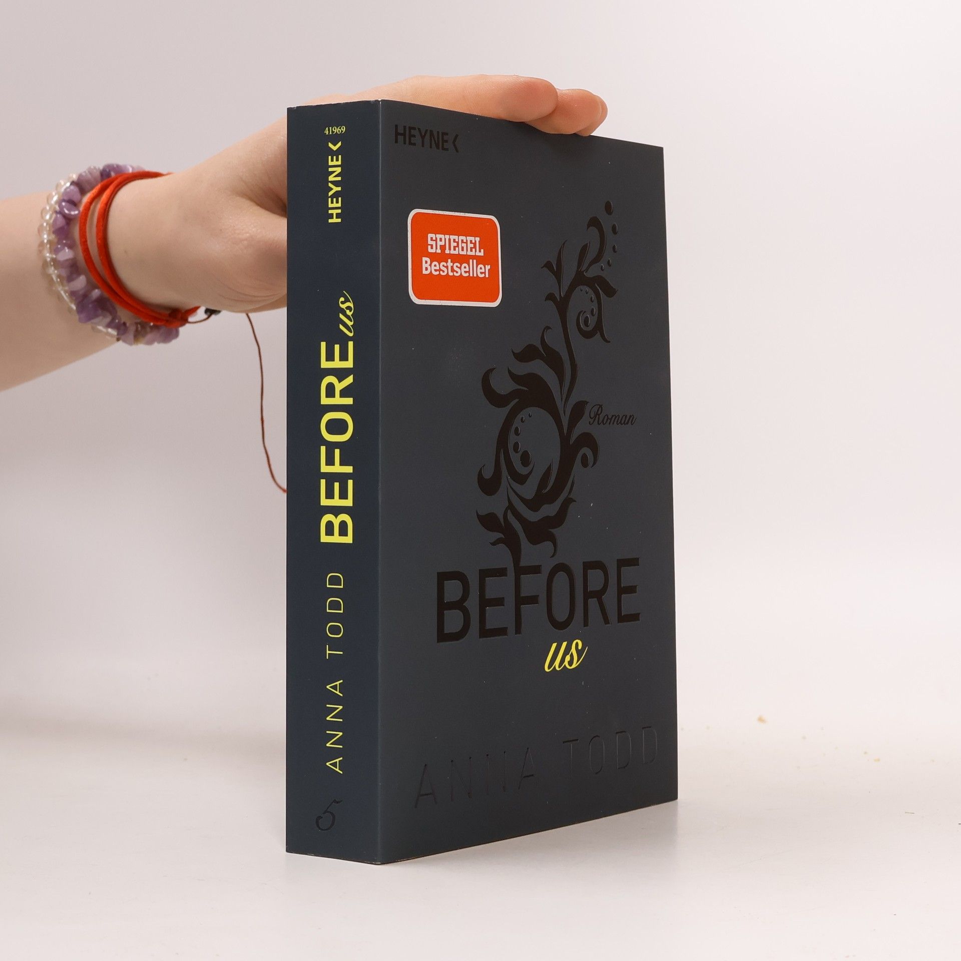 Anna Todd After 5. Before Us