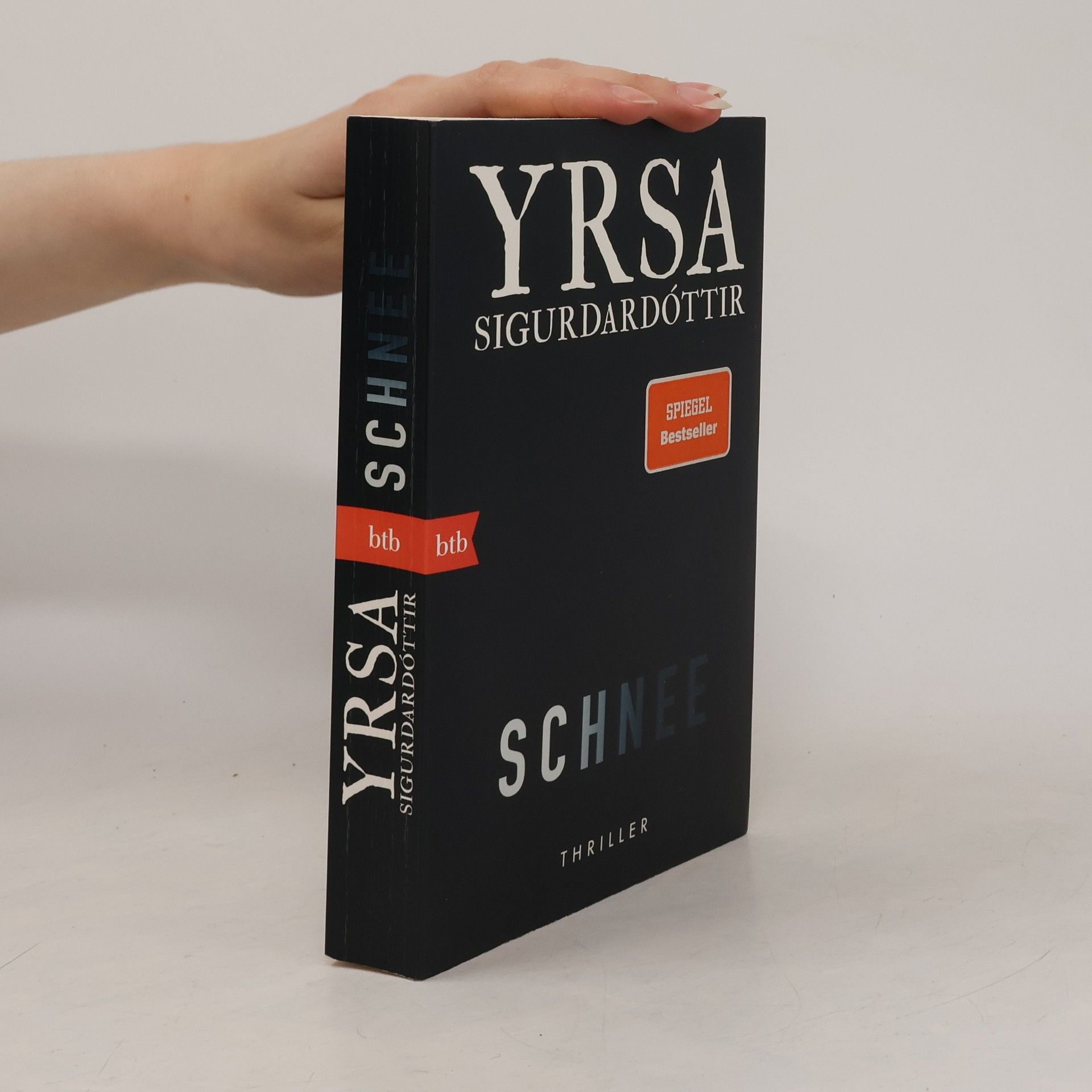 Yrsa Sigurðardóttir Schnee