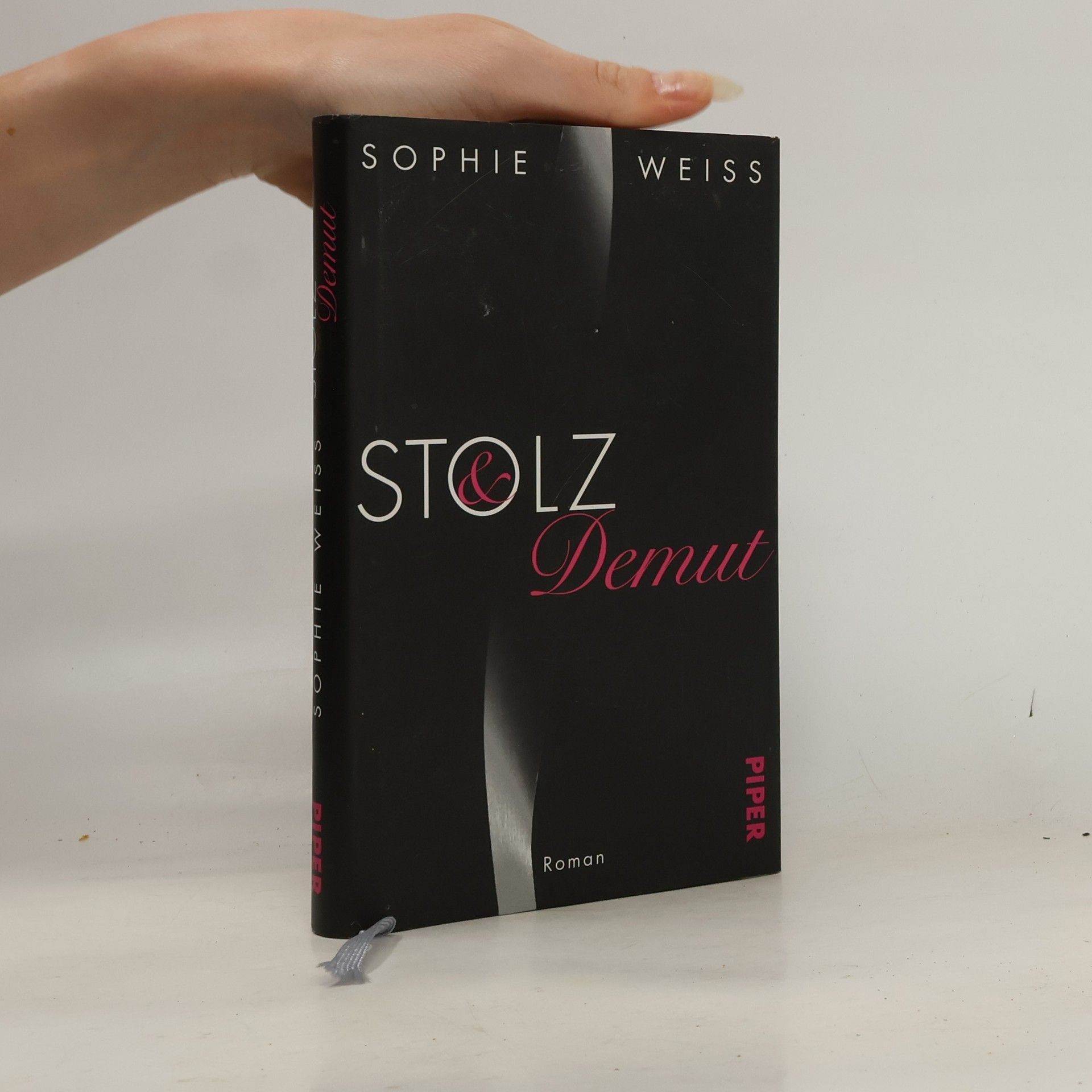 Sophie Weiss Stolz & Demut