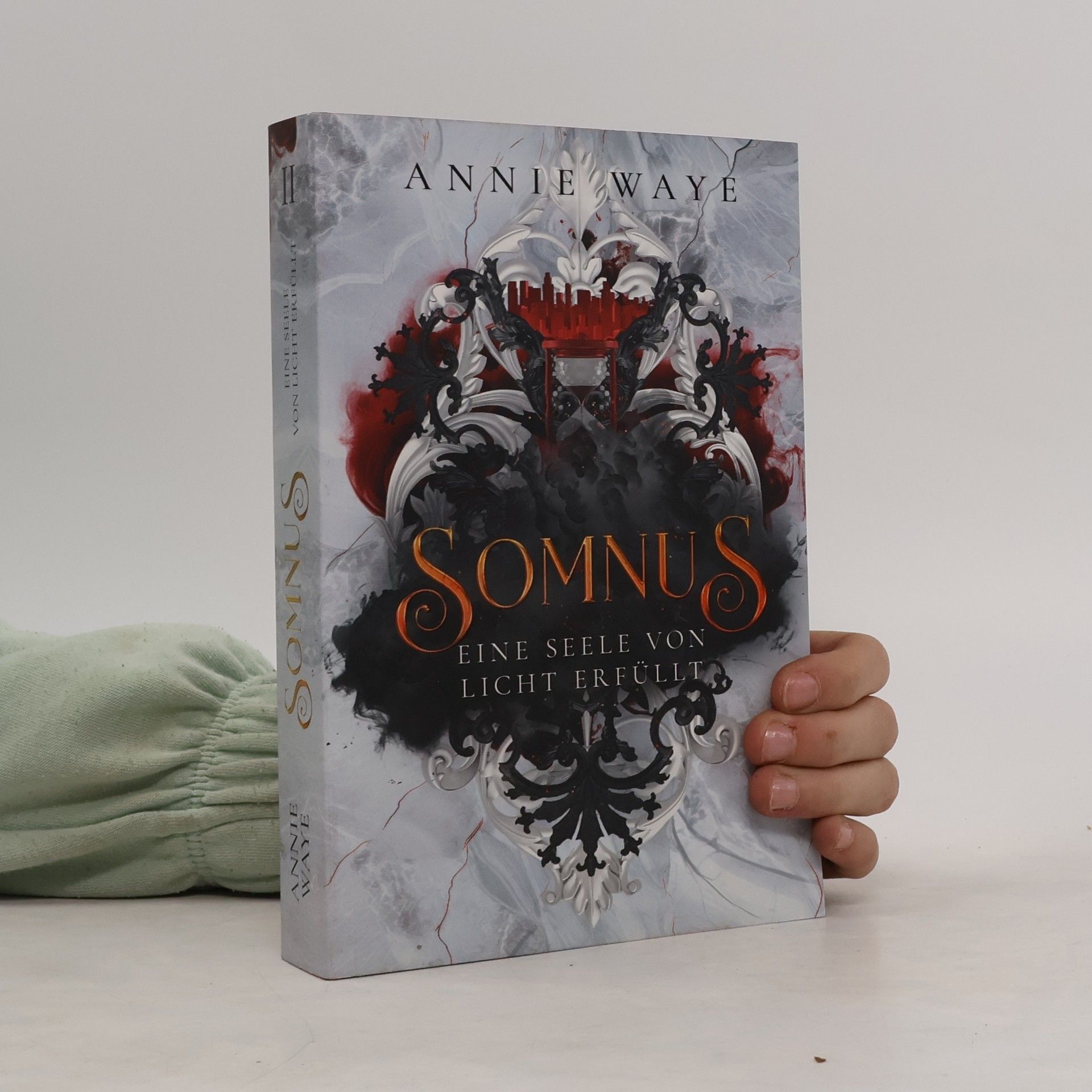 Annie Waye Somnus