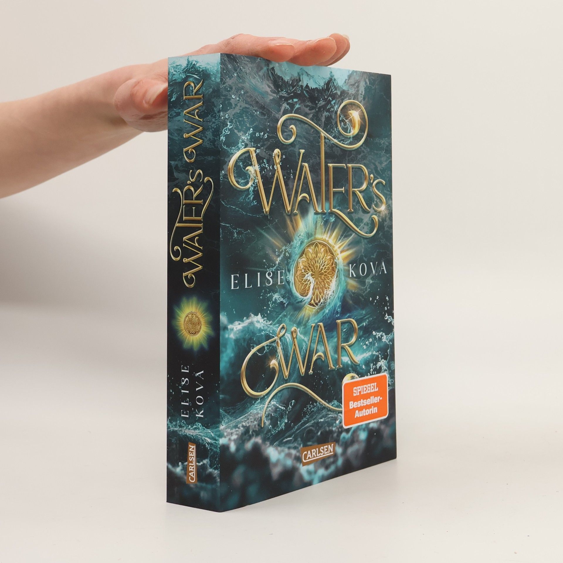 Elise Kova Water's War