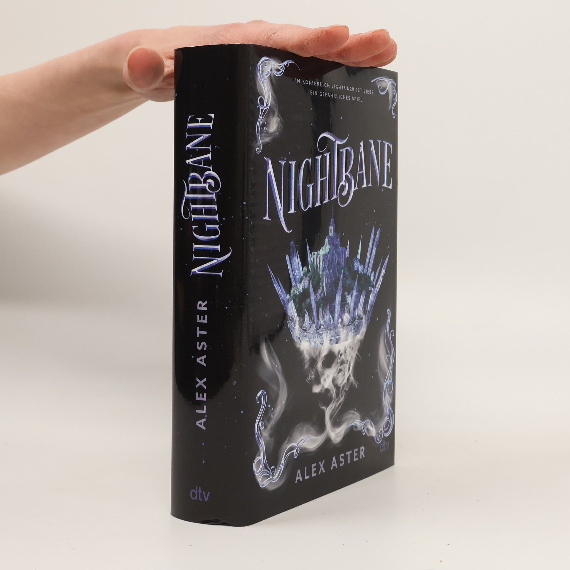 Alex Aster Nightbane