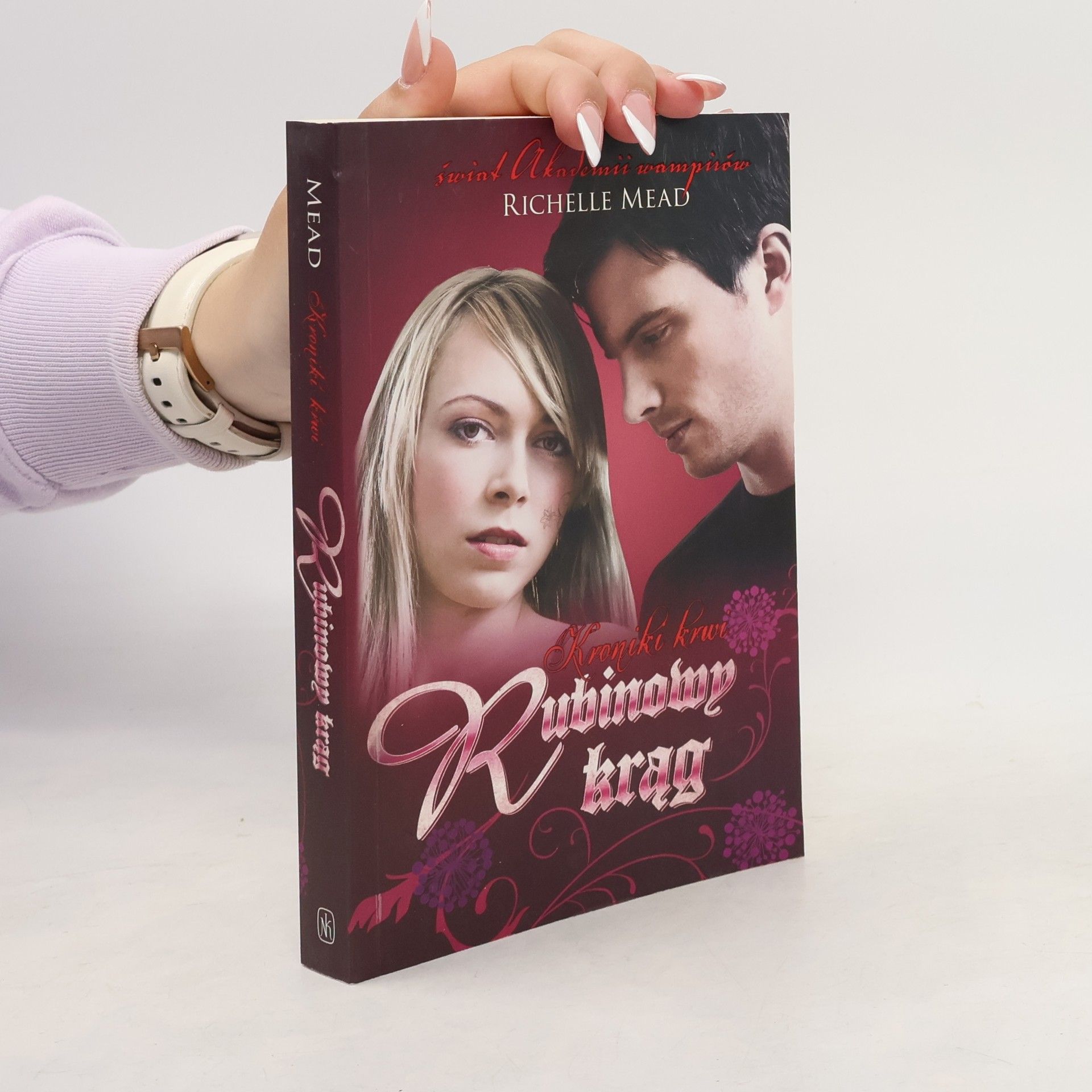 Richelle Mead Kroniki krwi. Tom 6. Rubinowy krąg