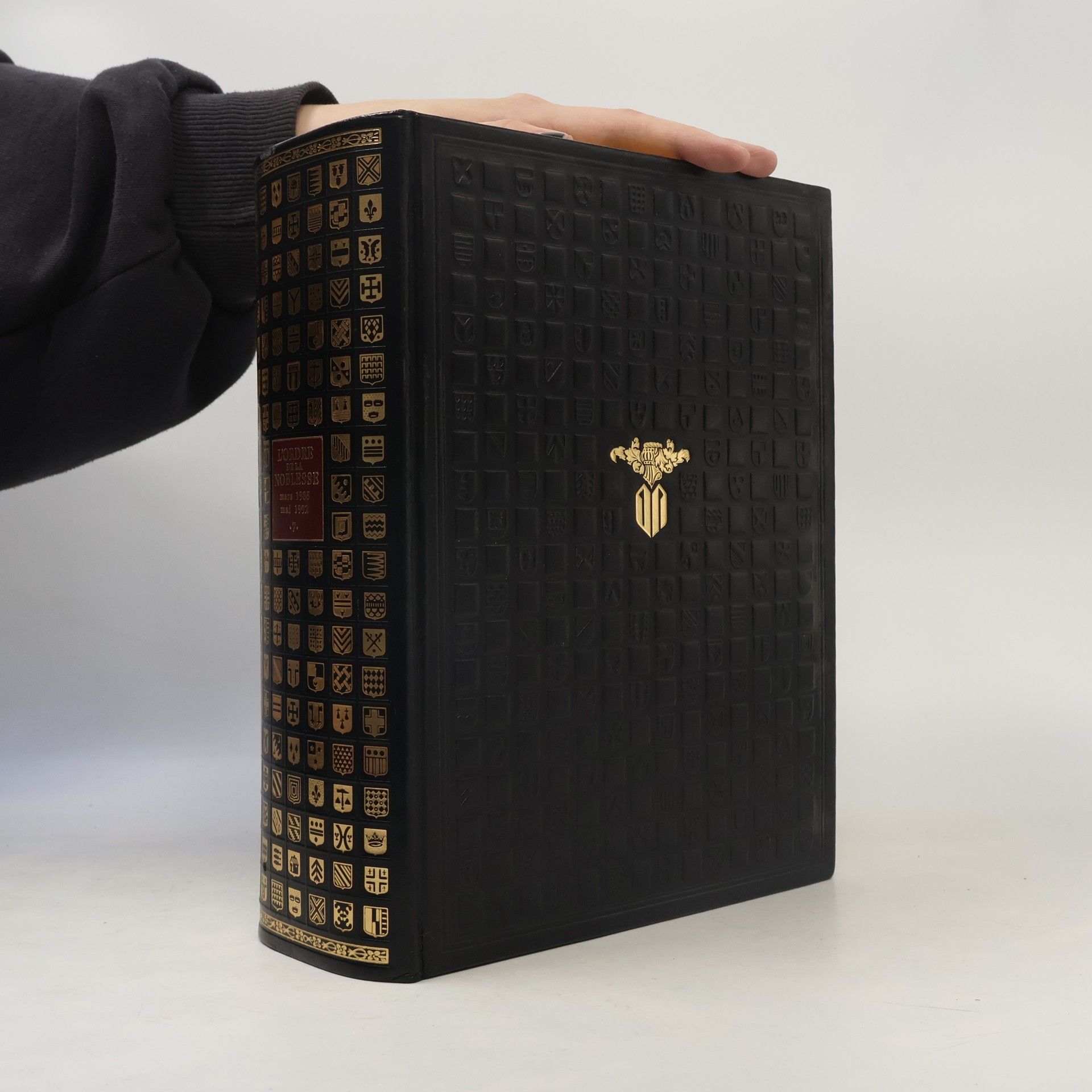 Collectif d'auteurs L'ordre de la noblesse 7