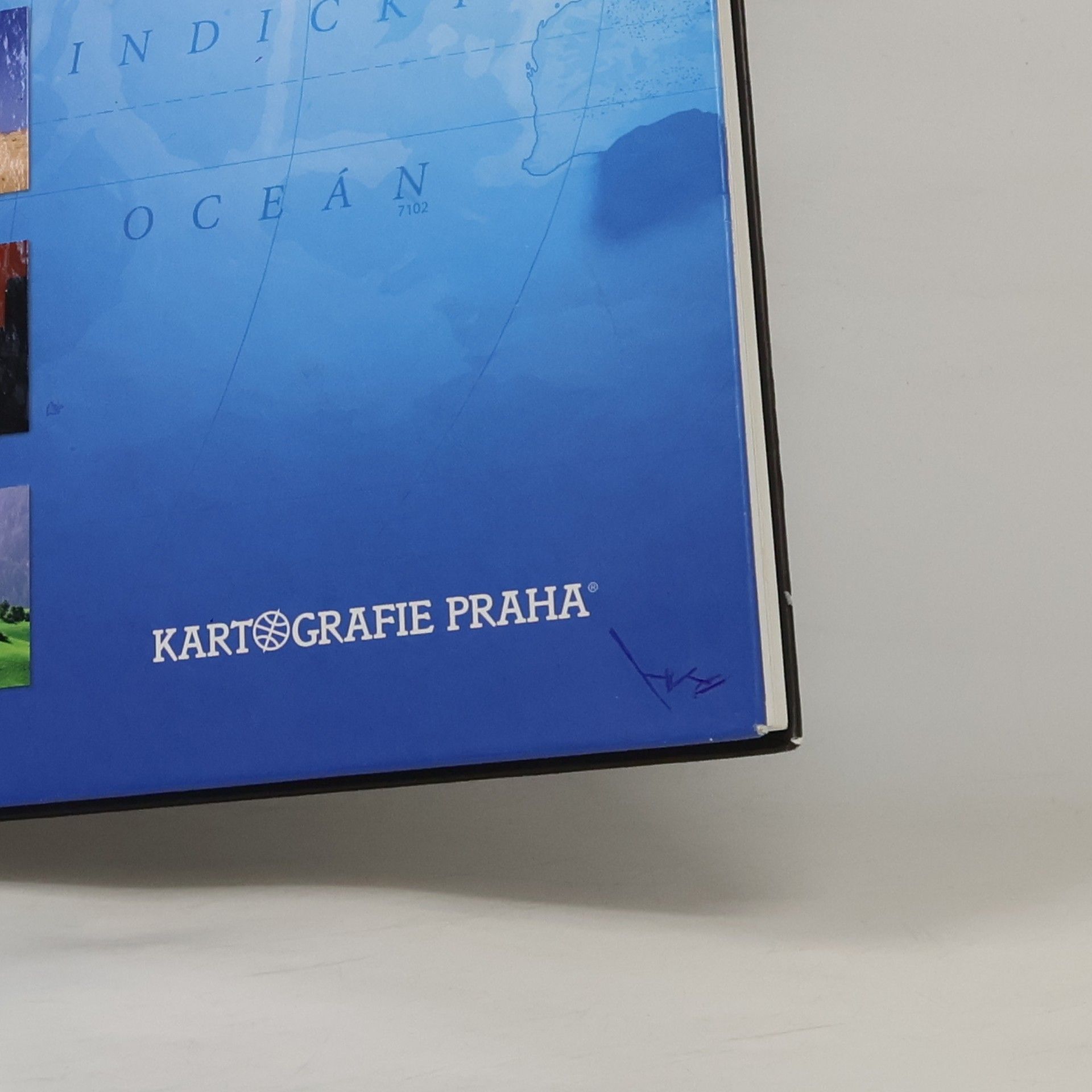 Auteurscollectief Školní atlas světa