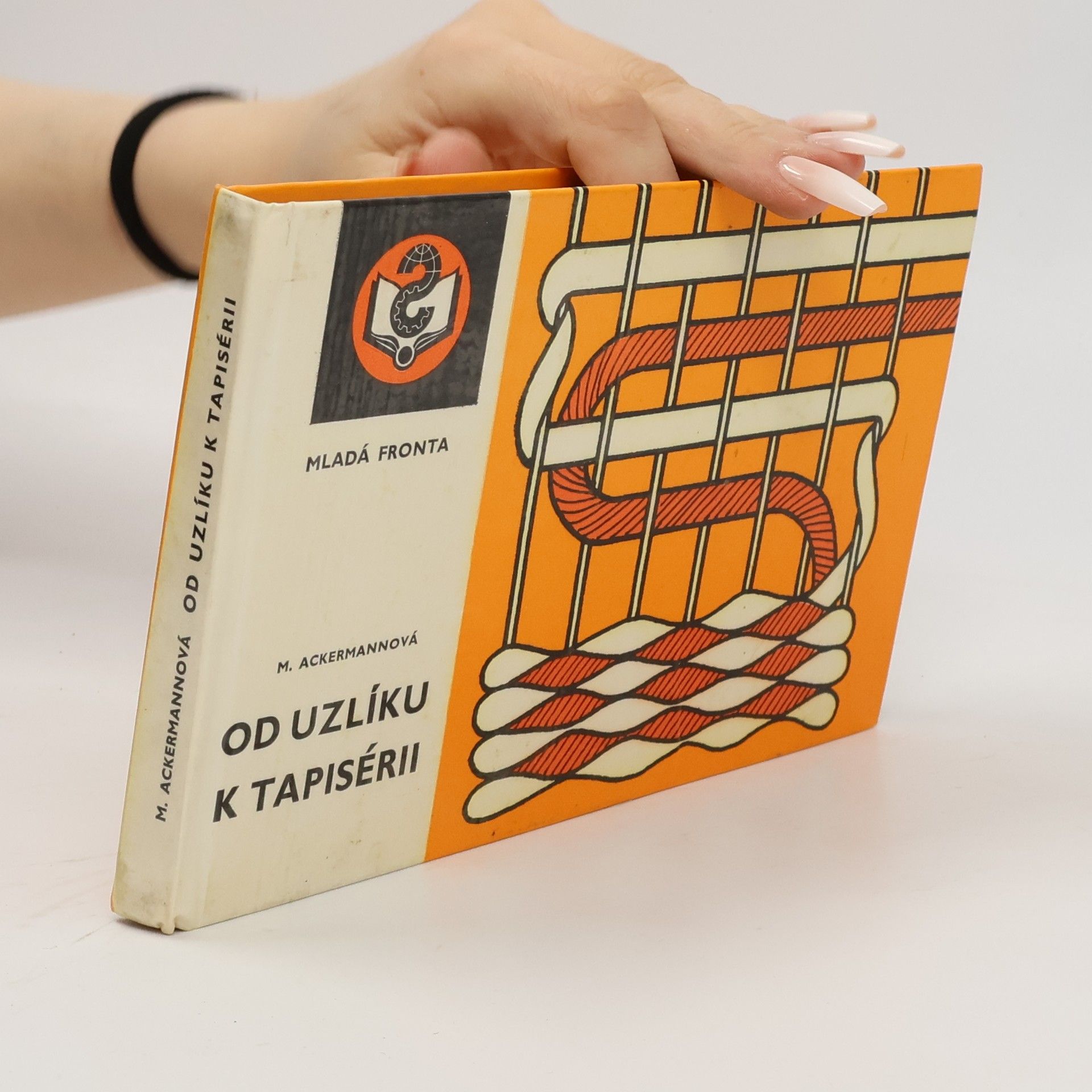 Marie Ackermann Od uzlíku k tapisérii