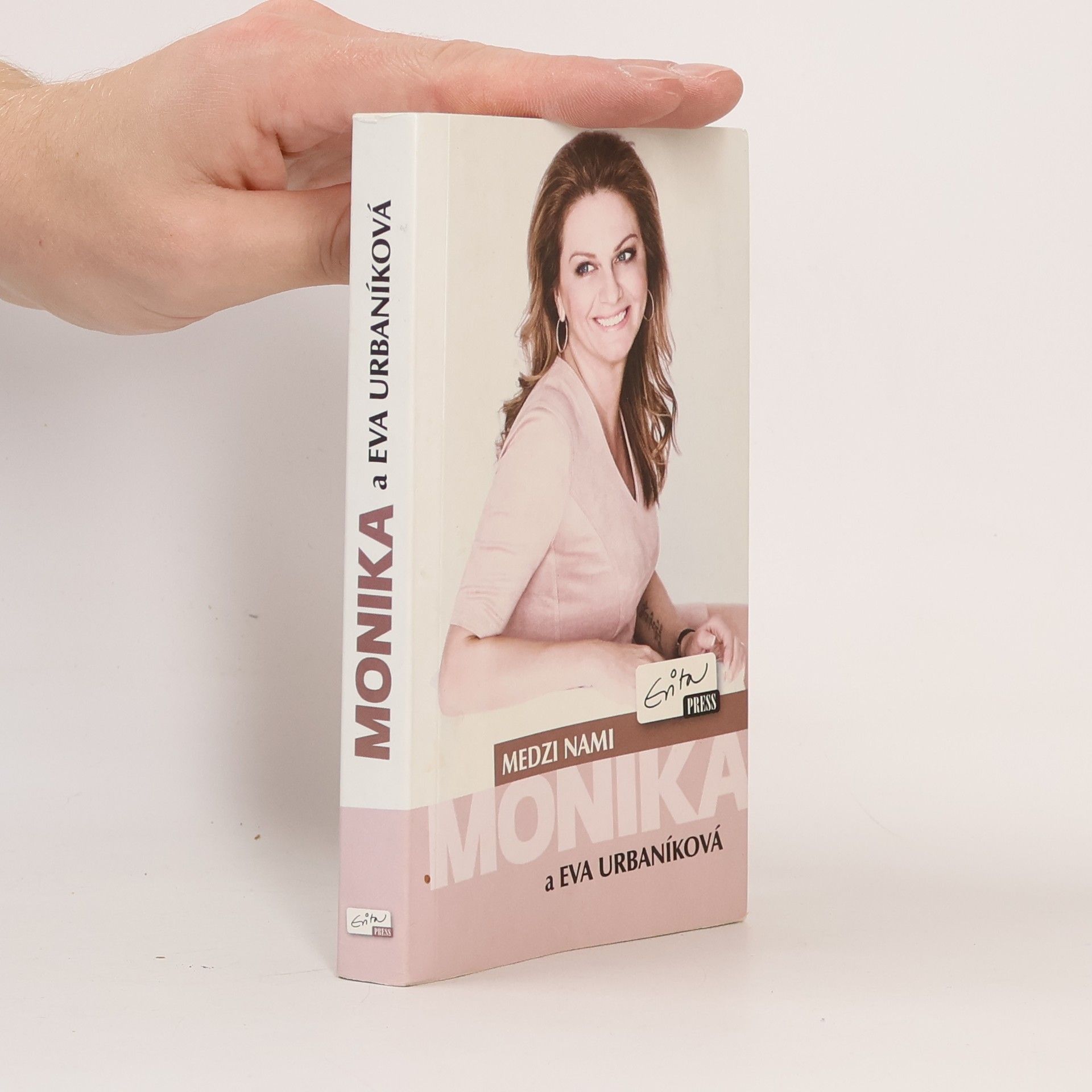 Eva Urbaníková Monika a Eva Urbaníková
