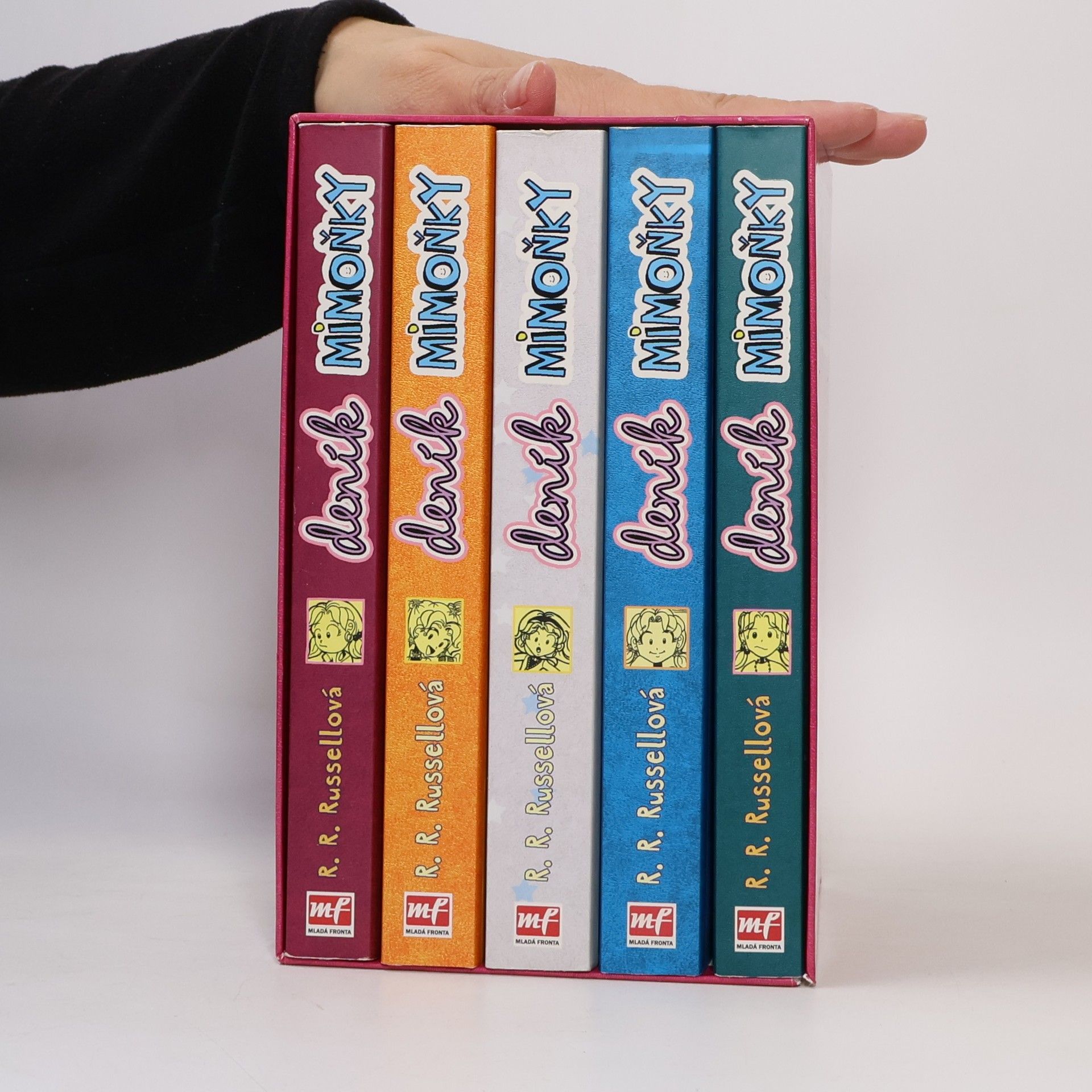 Deník mimoňky 1-5 (box)