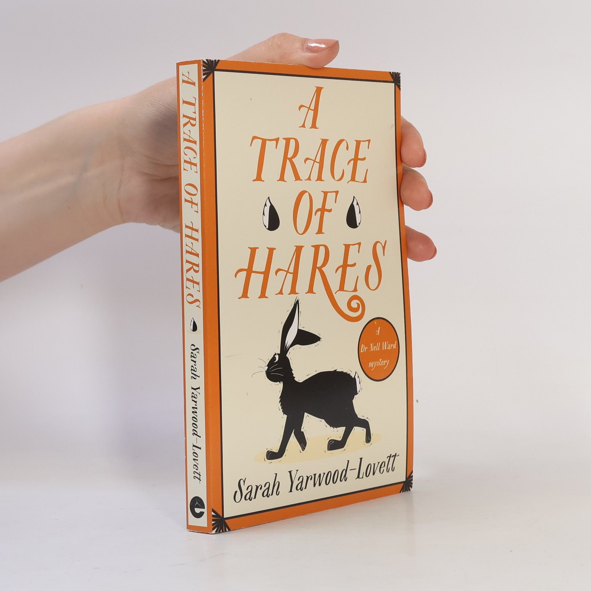 Sarah Yarwood-Lovett A Trace of Hares