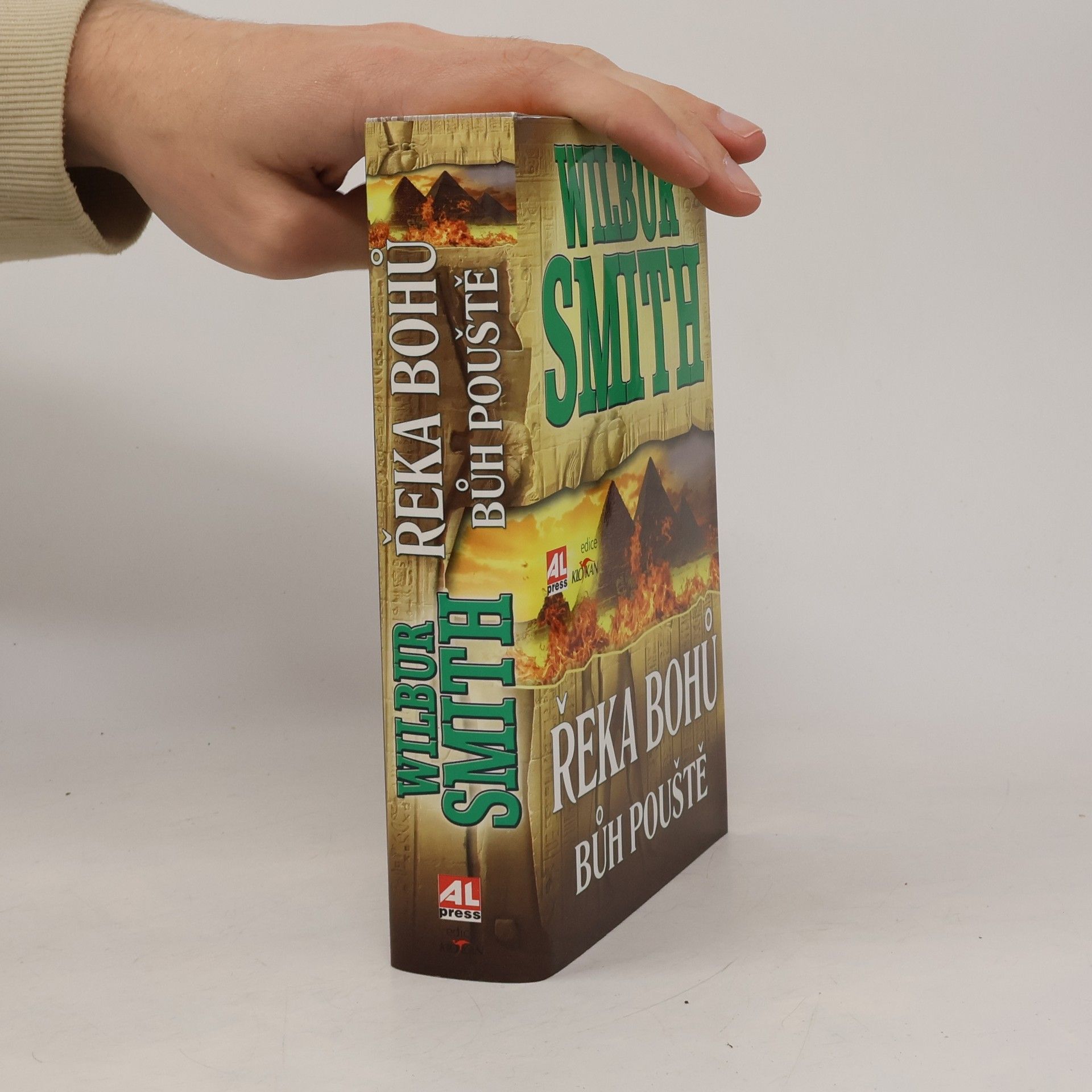 Wilbur Smith Řeka bohů. Bůh pouště