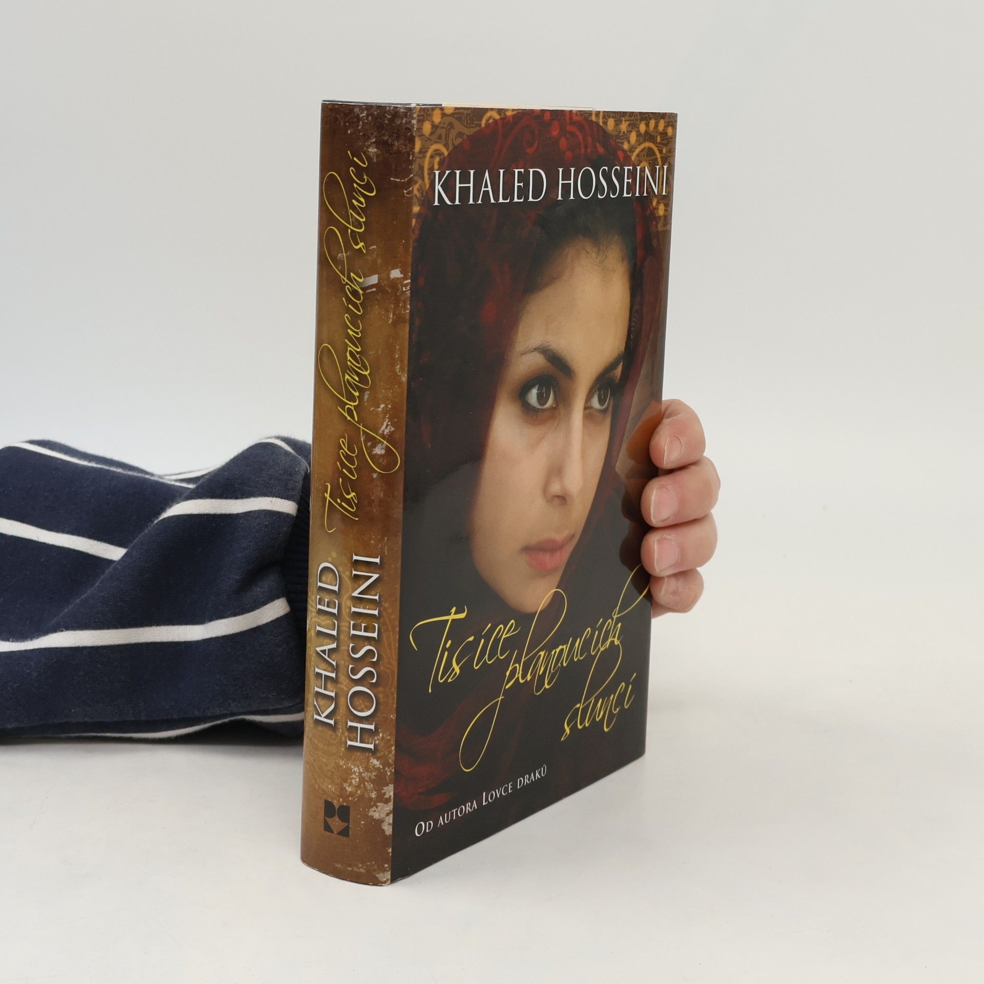 Khaled Hosseini Tisíce planoucích sluncí
