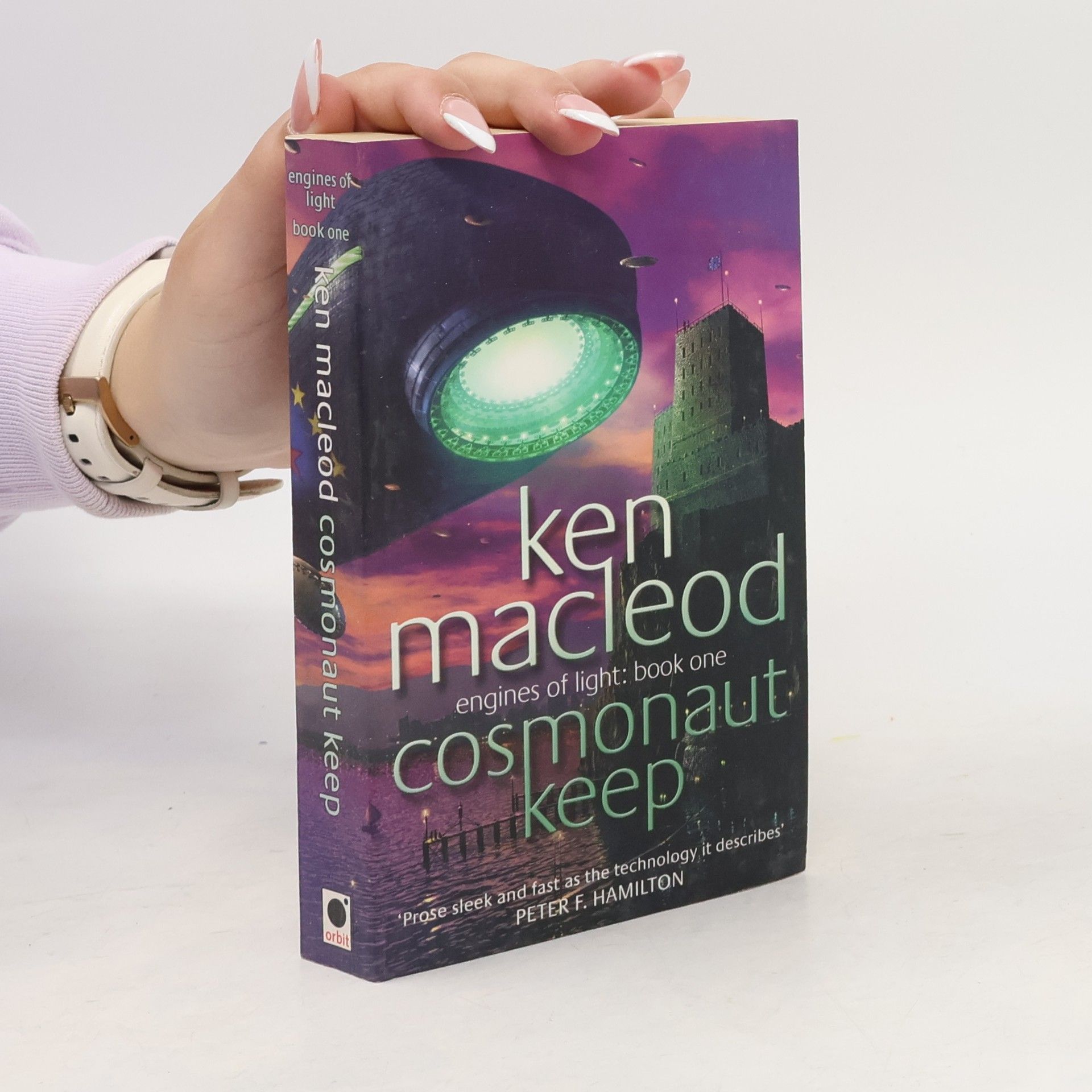 Ken MacLeod Engines of Light - 1: Cosmonaut Keep