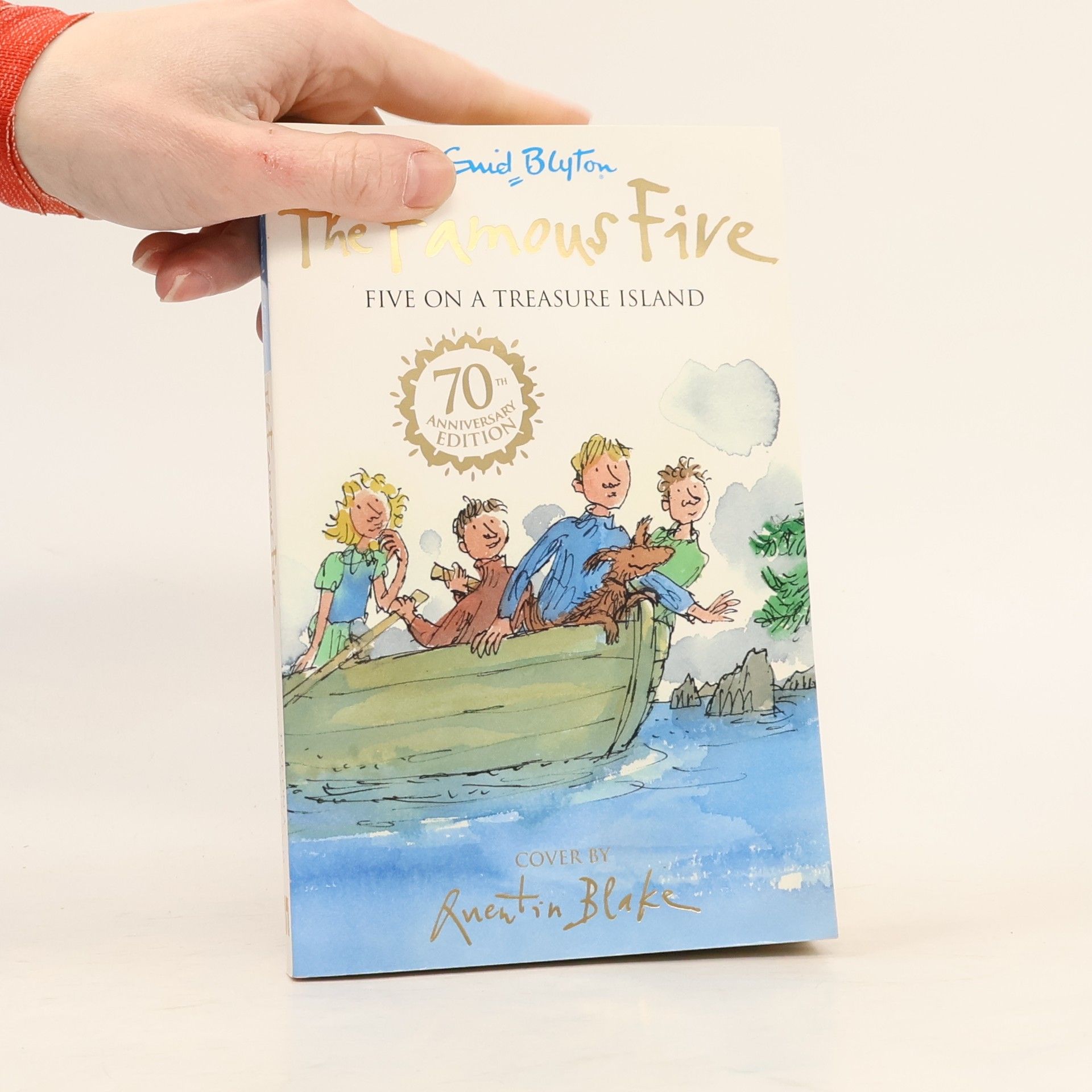 Enid Blyton The Famous Five. Five on a Treasure Island