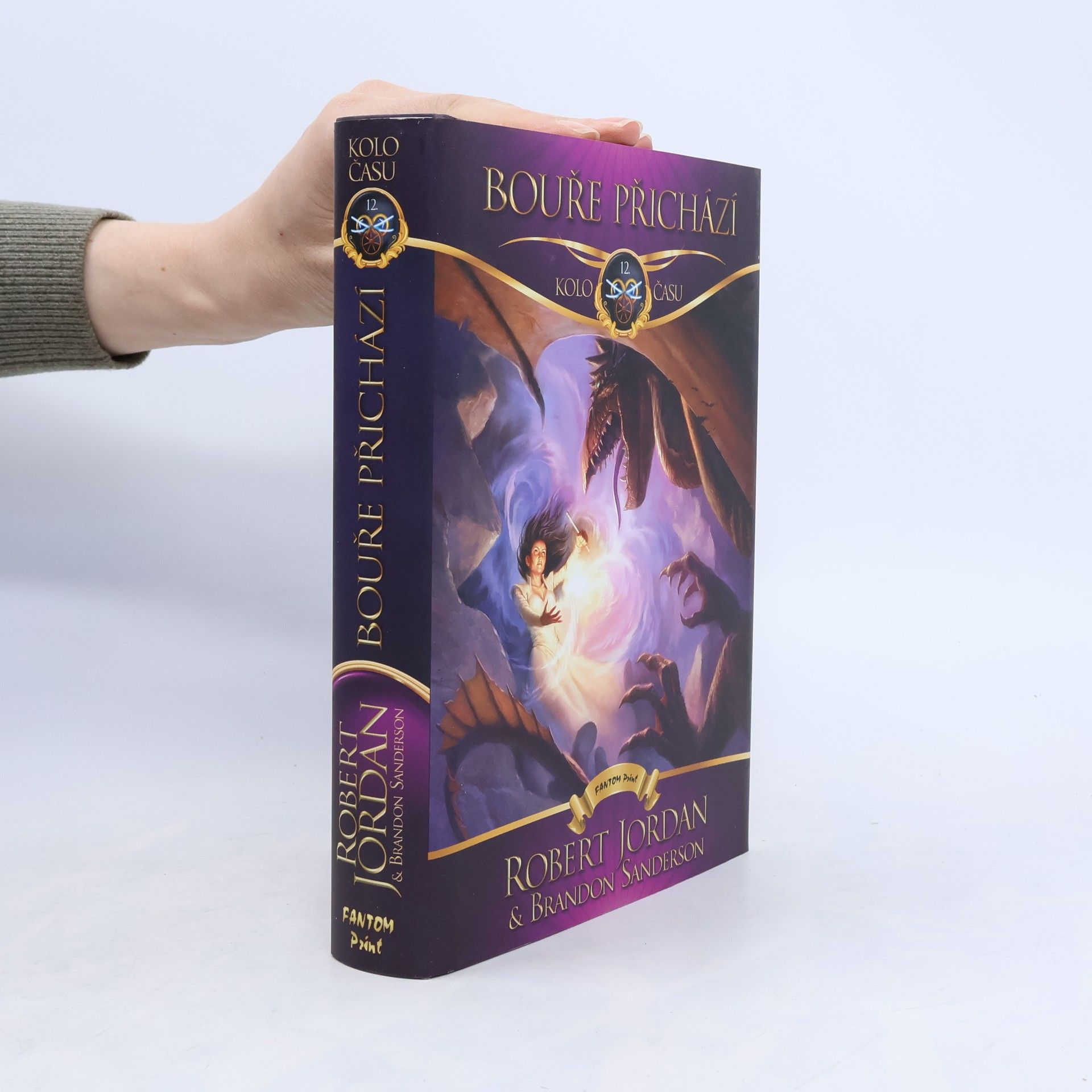 Robert Jordan Kolo času 12. Bouře přichází