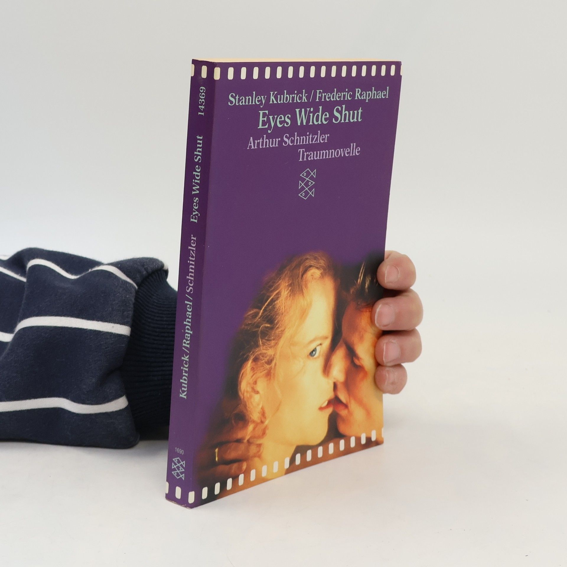 Frederic Raphael Traumnovelle. Eyes Wide Shut