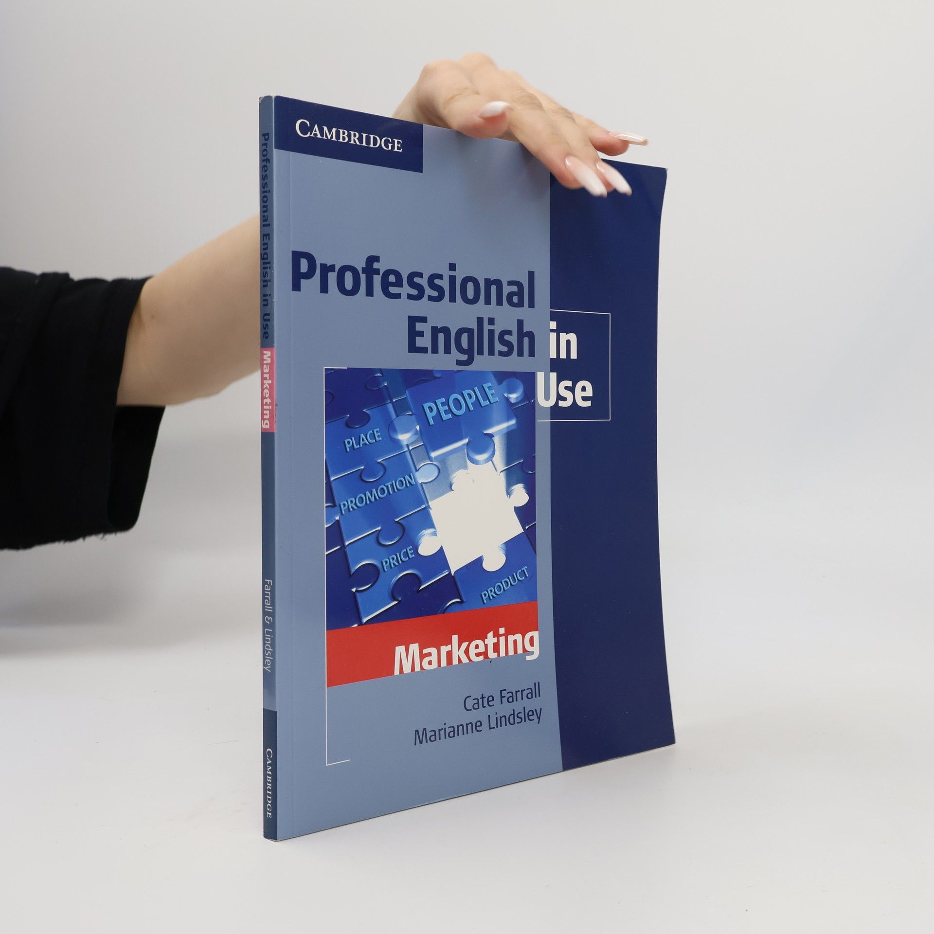 Cate Farrall Professional English in use : marketing