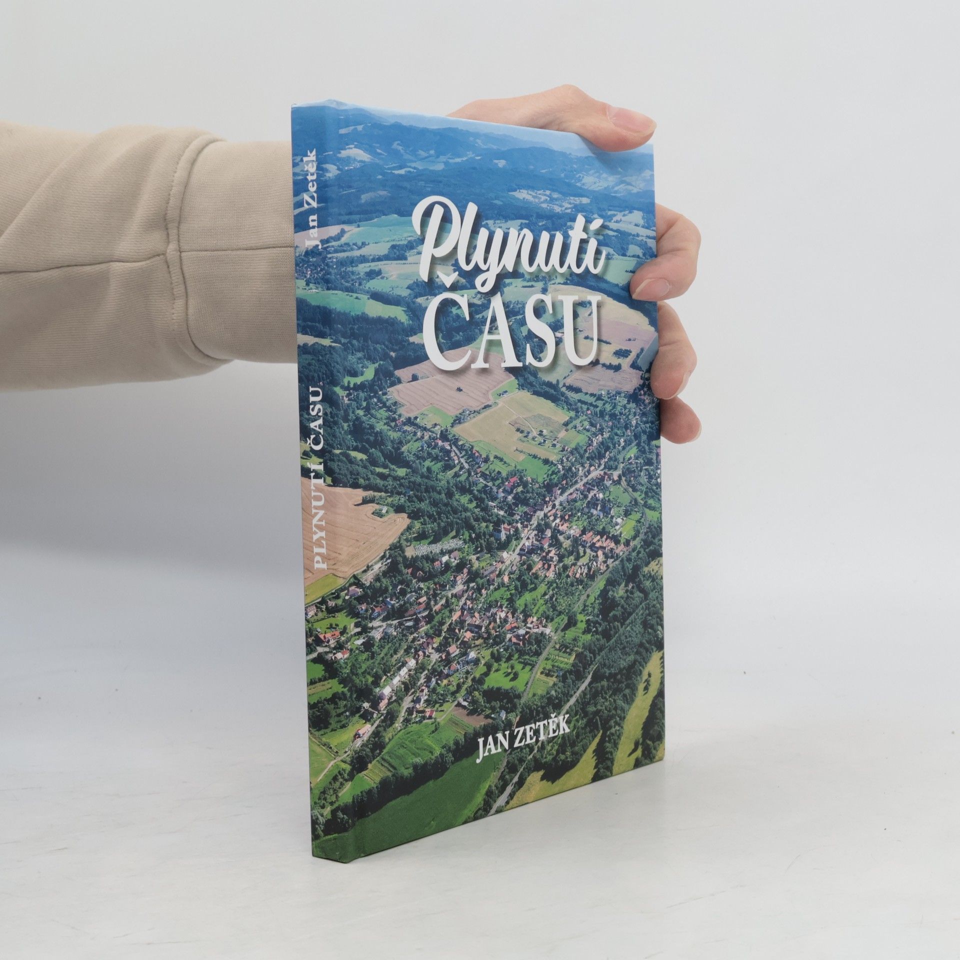 Plynutí času