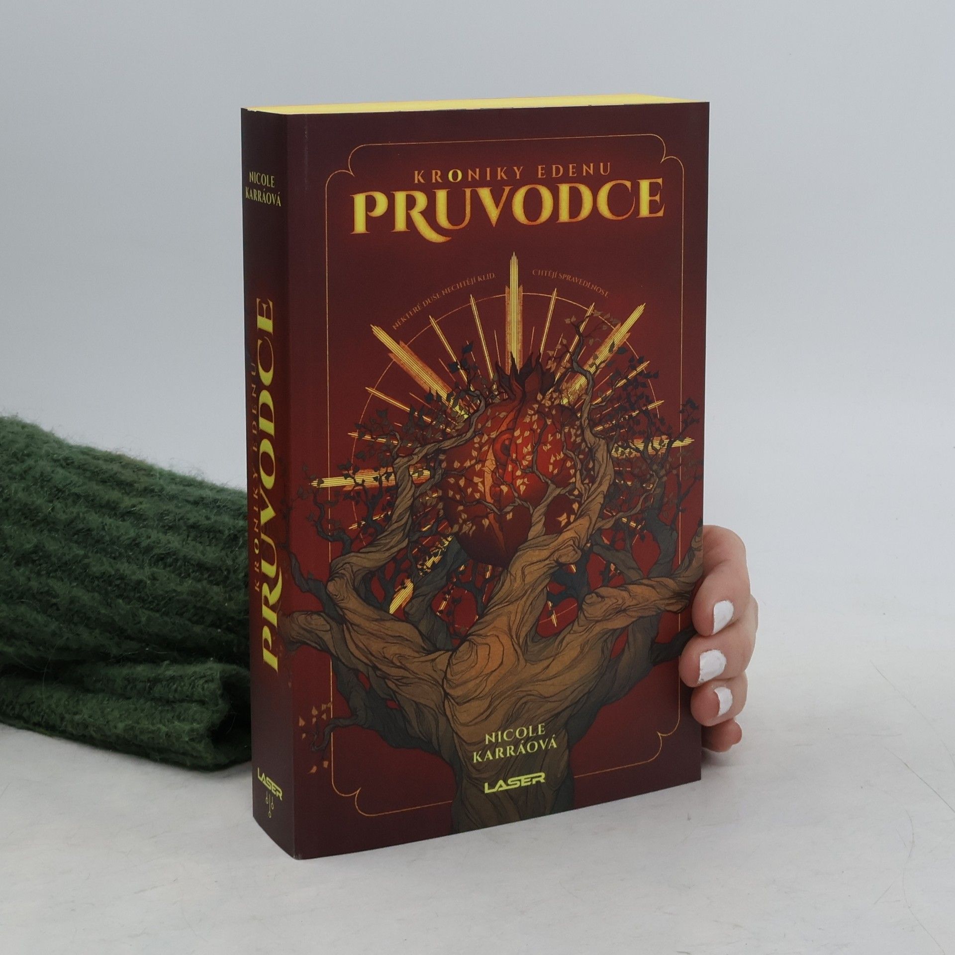 Nicole Karráová Kroniky Edenu. Průvodce