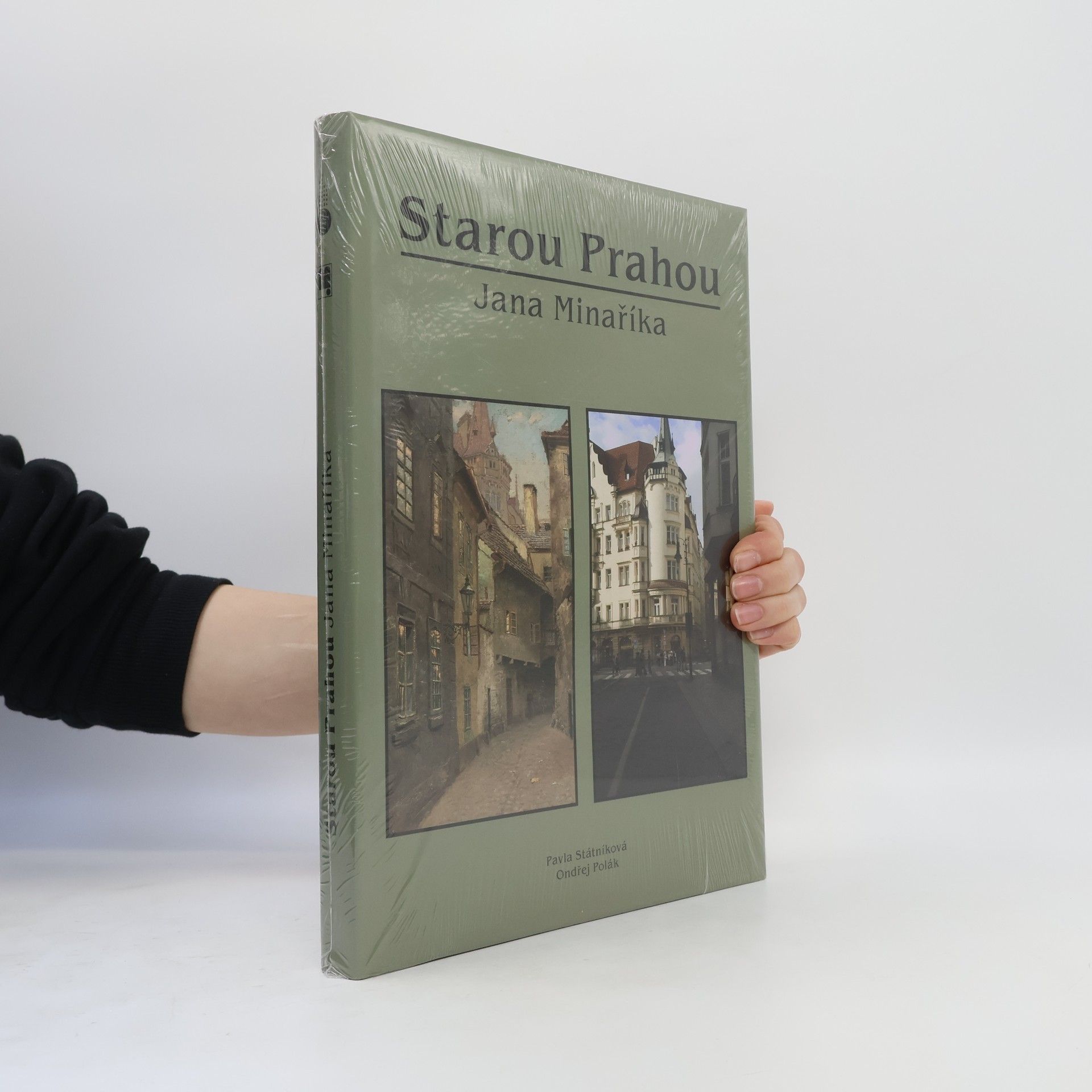 Pavla Státníková Starou Prahou Jana Minaříka