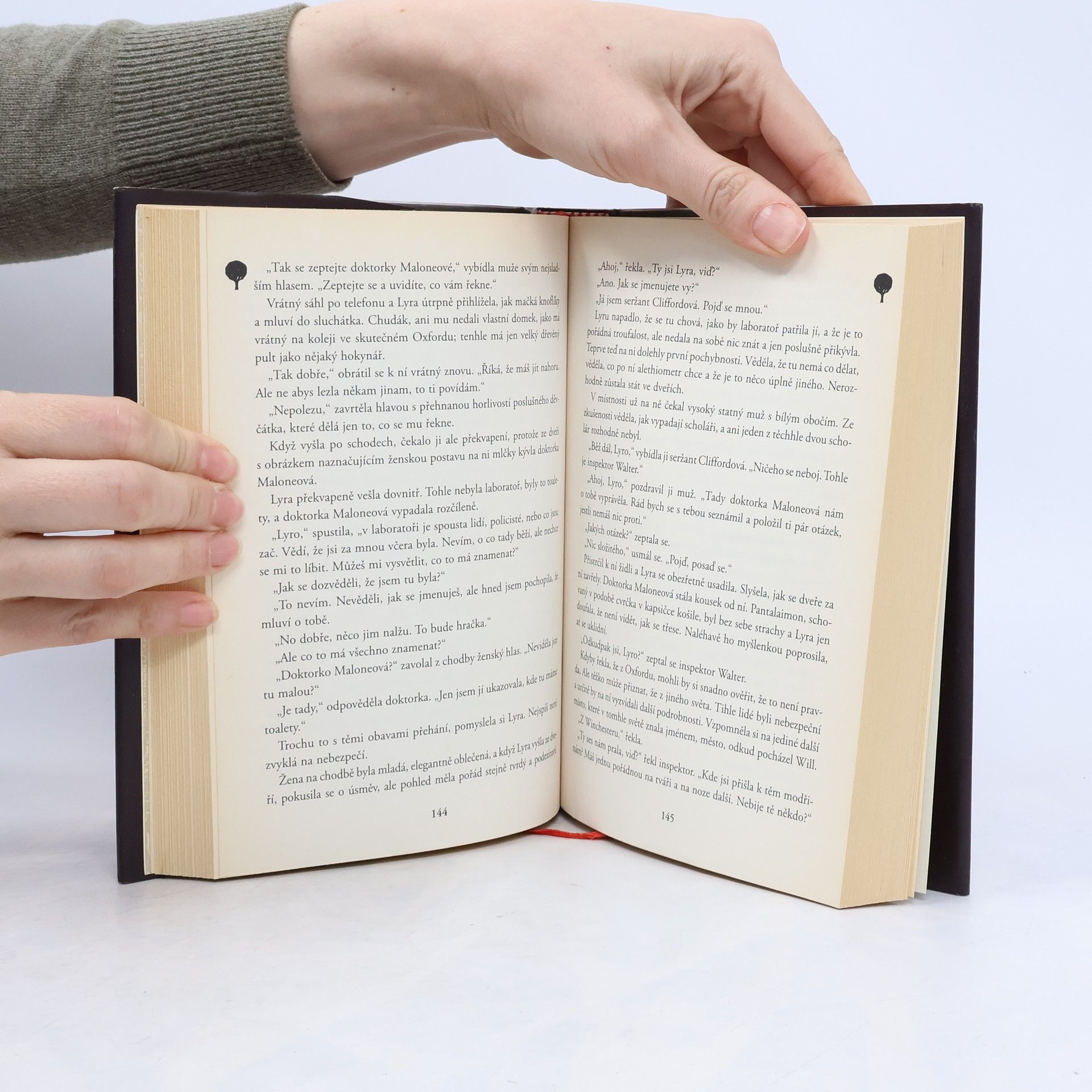 Philip Pullman Jeho temné esence. Jedinečný nůž