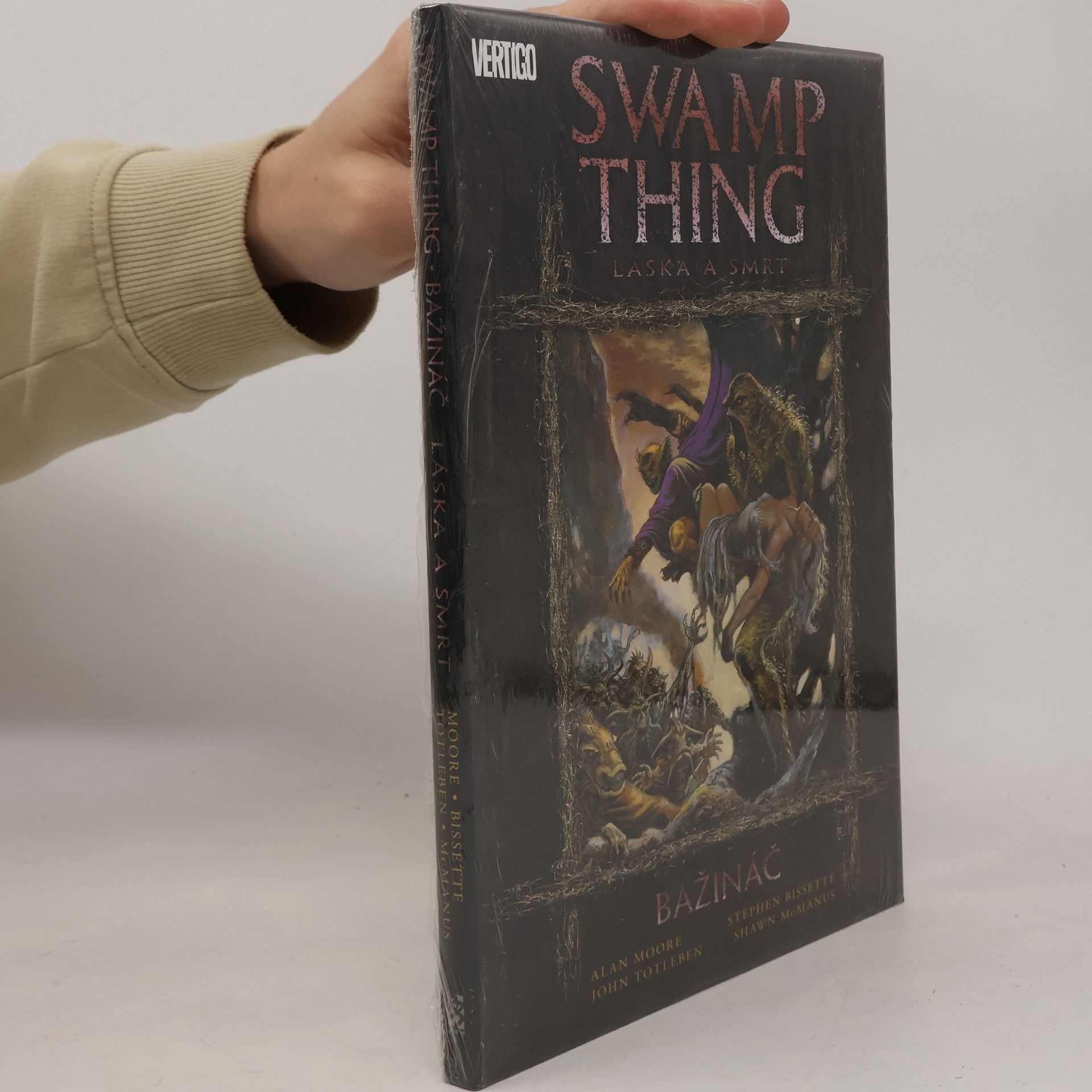 Alan Moore Bažináč. Láska a smrt