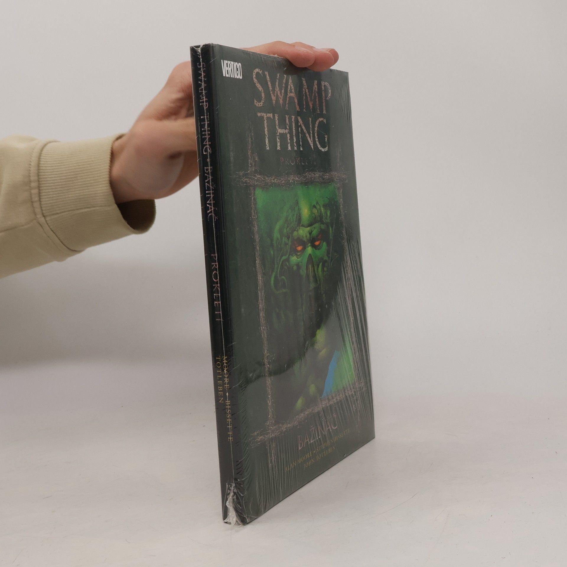 Alan Moore Bažináč. Prokletí