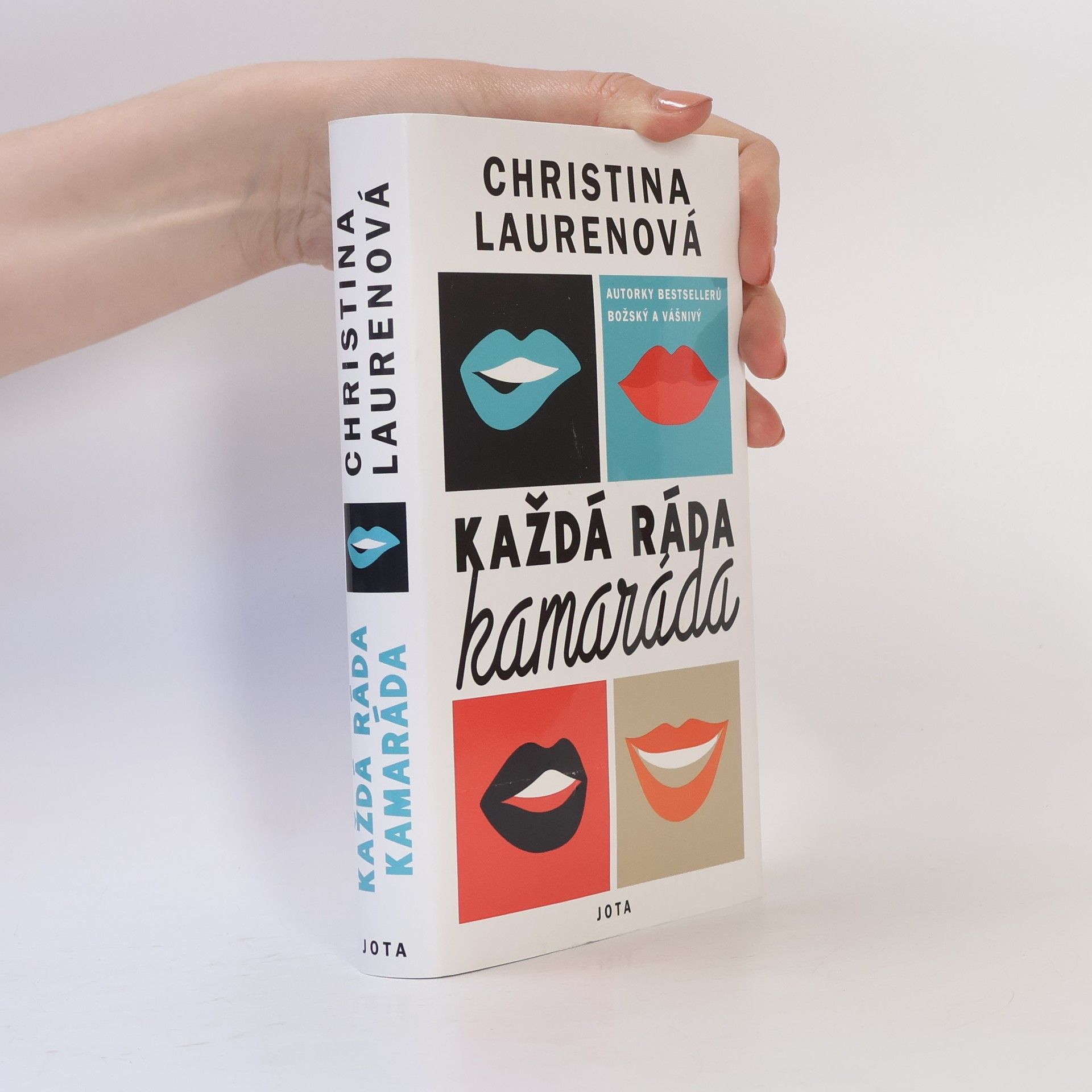 Christina Lauren Každá ráda kamaráda