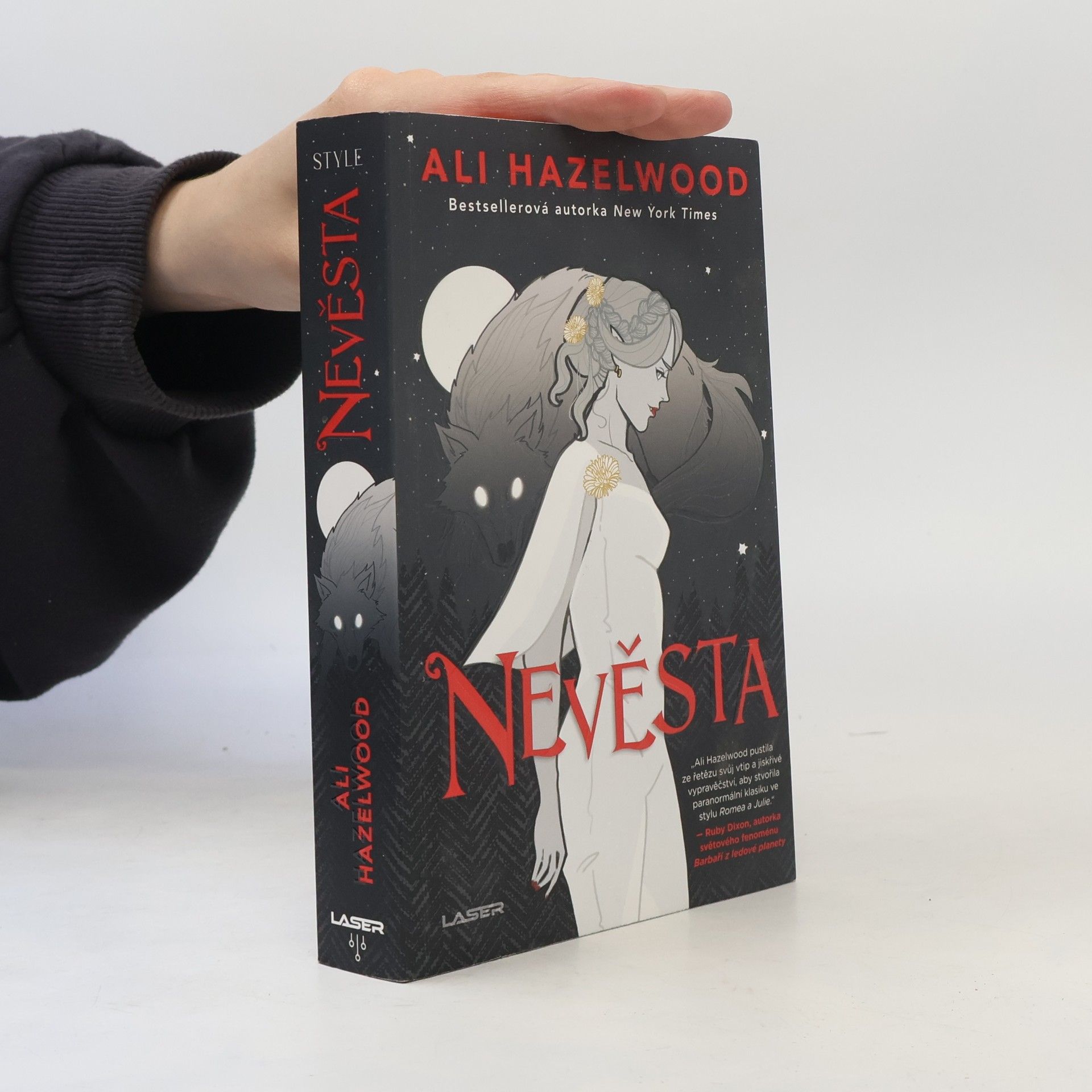 Ali Hazelwood Nevěsta