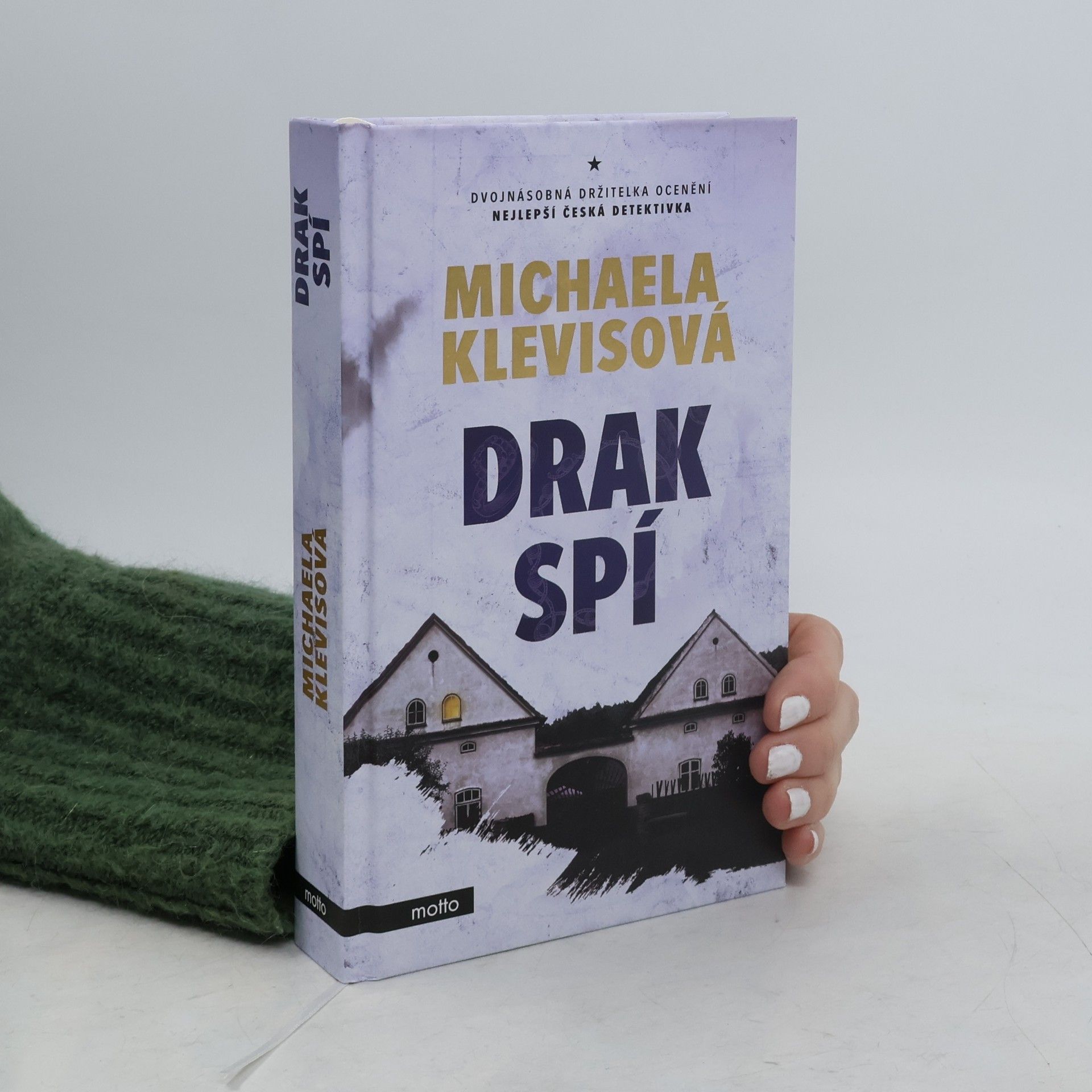 Michaela Klevisová Drak spí