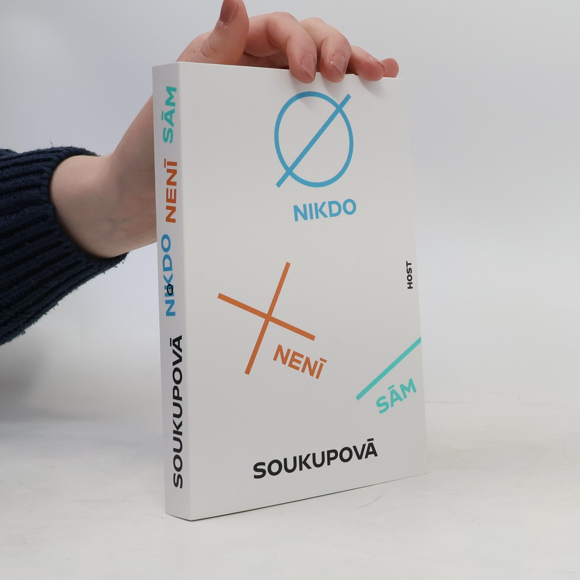 Petra Soukupova Nikdo není sám