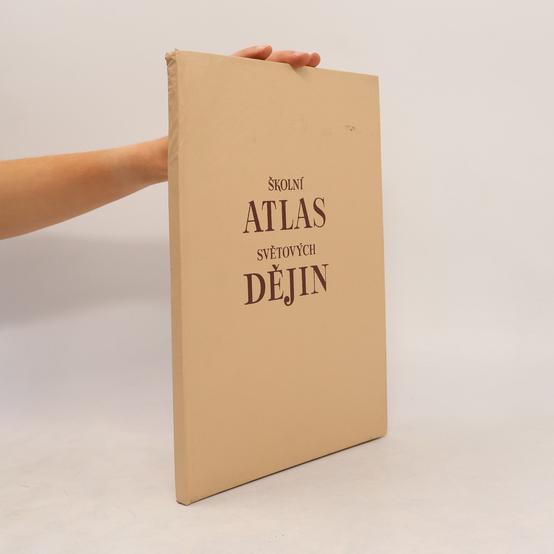 Autorenkollektiv Školní atlas světových dějin