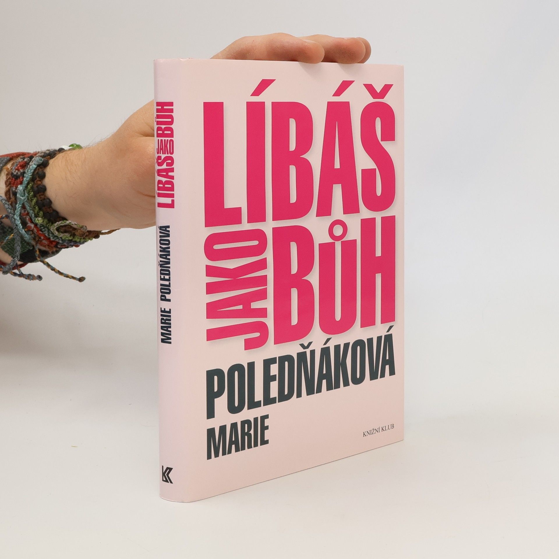 Marie Poledňáková Líbáš jako bůh