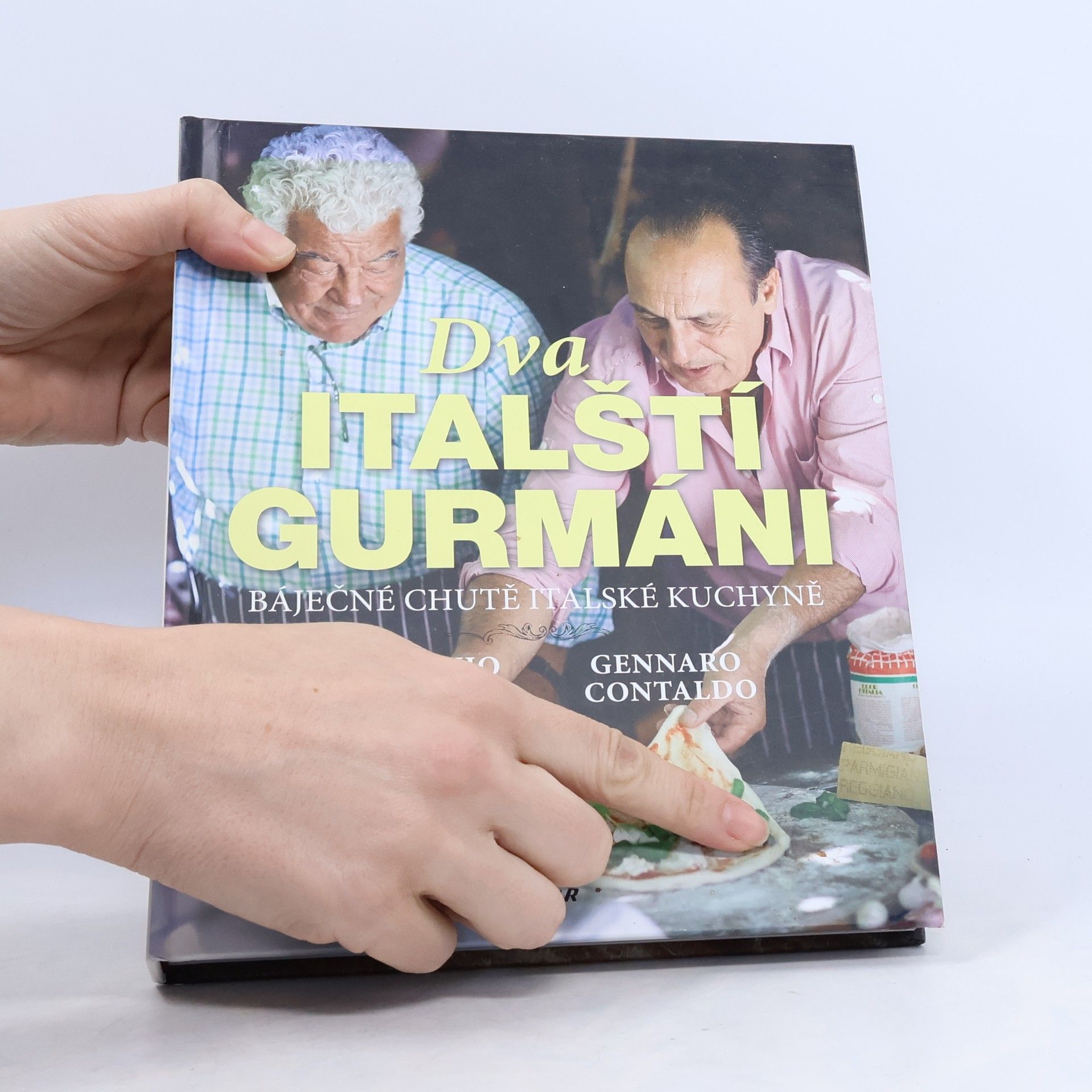 Antonio Carluccio Dva italští gurmáni. Báječné chutě italské kuchyně