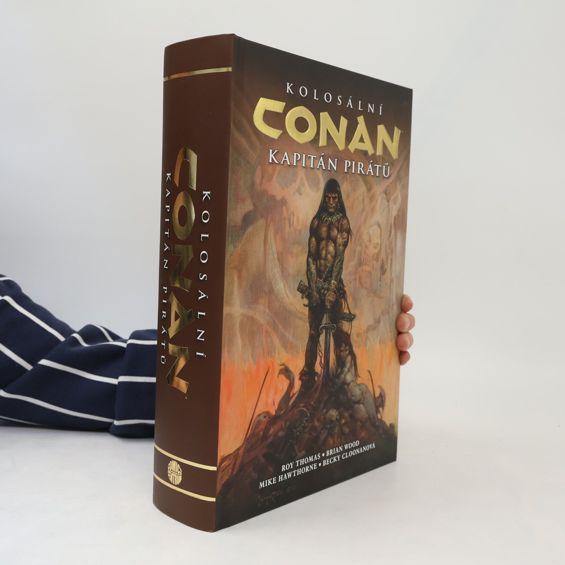 Becky Cloonan Kolosální Conan kapitán pirátů