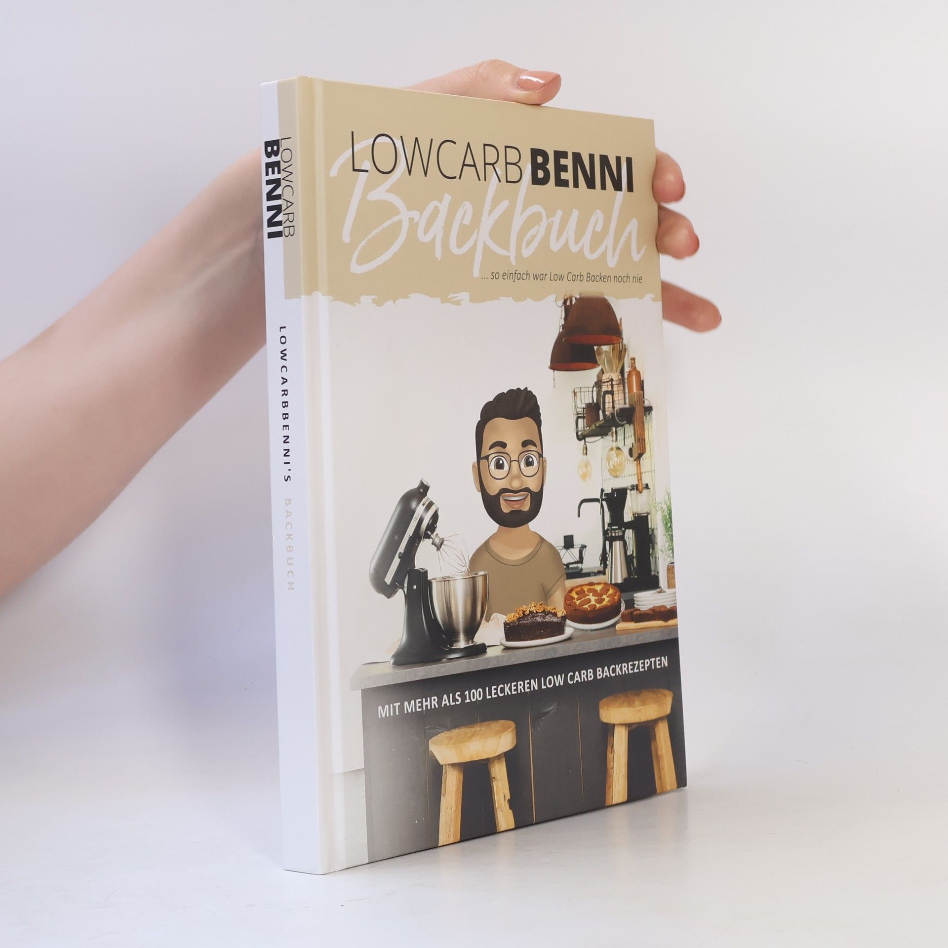 Benjamin Oltmann Low Carb Benni. Backbuch