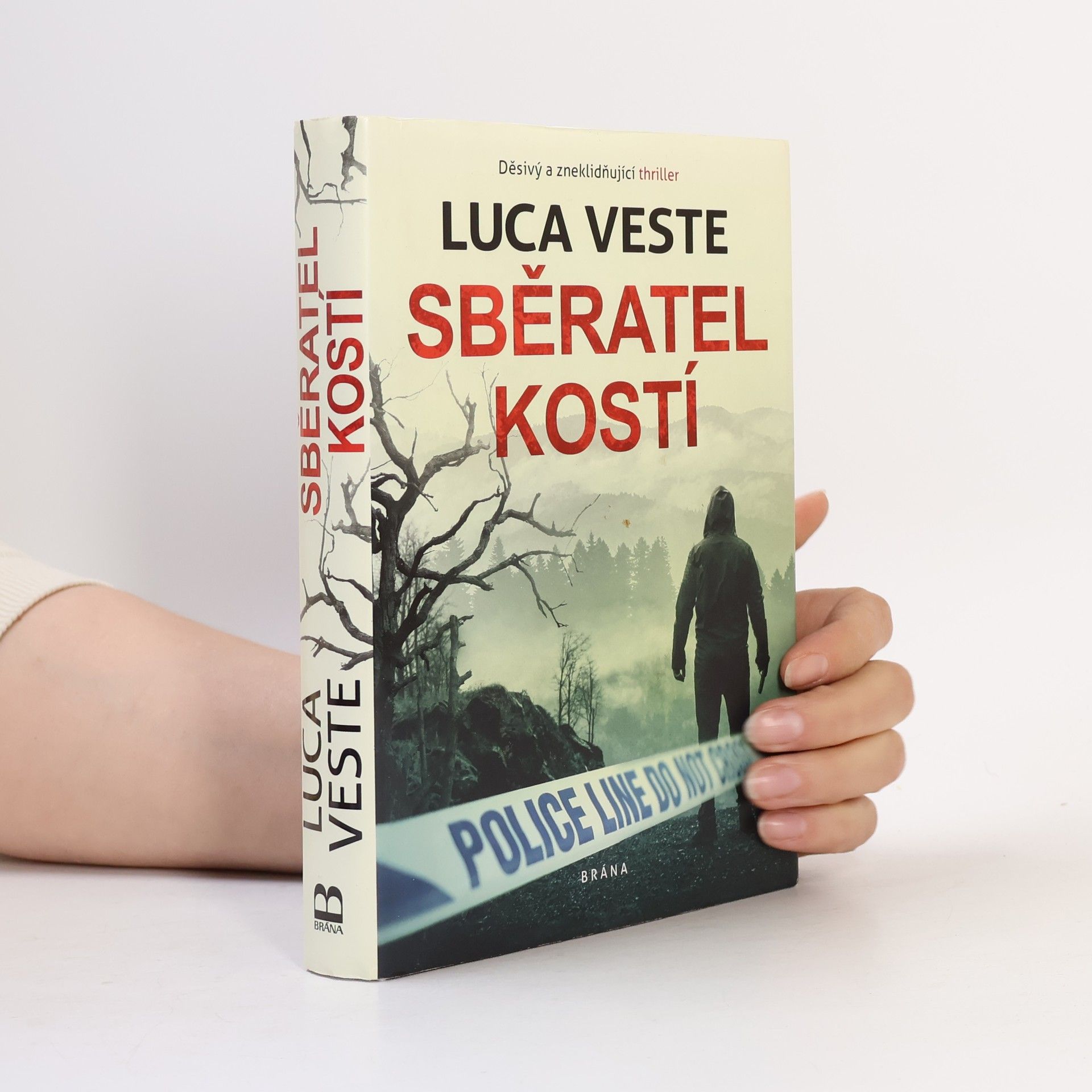 Luca Veste Sběratel kostí